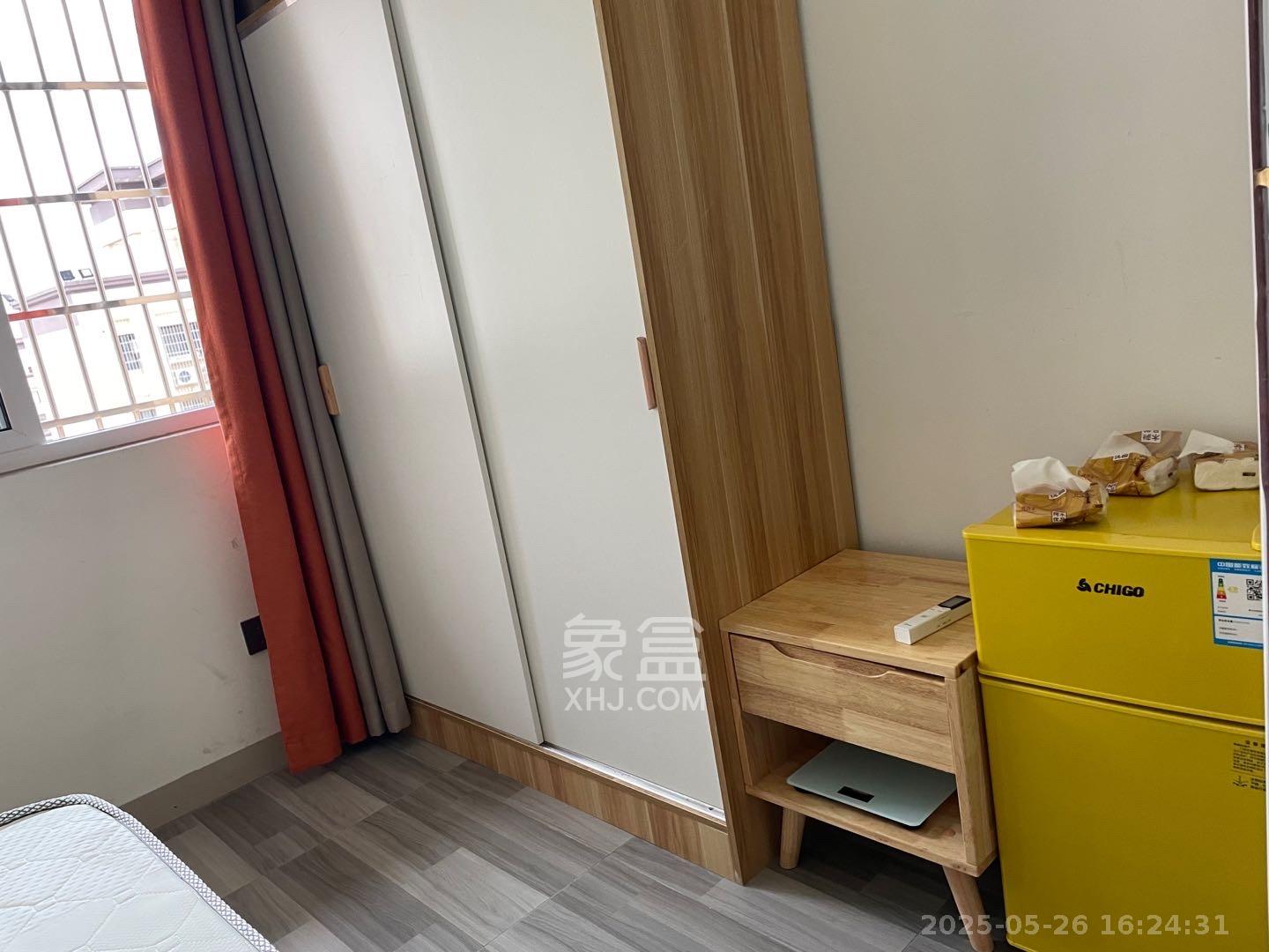 和康园小区  1室0厅1卫    700.0元/月室内图
