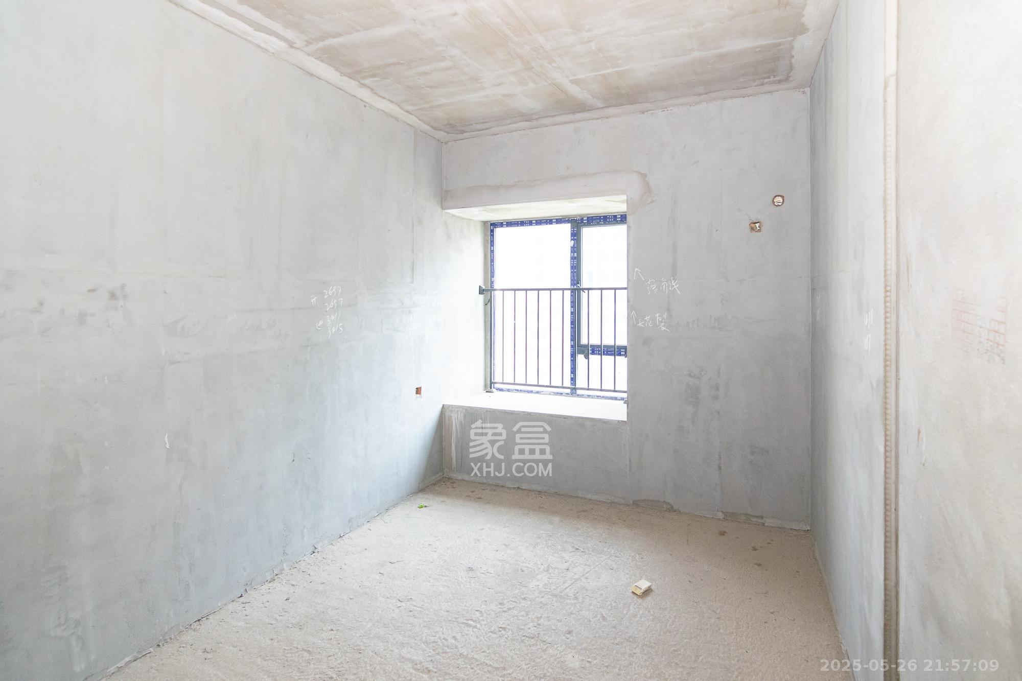 大汉月亮河畔  4室2厅2卫    63.0万卧室