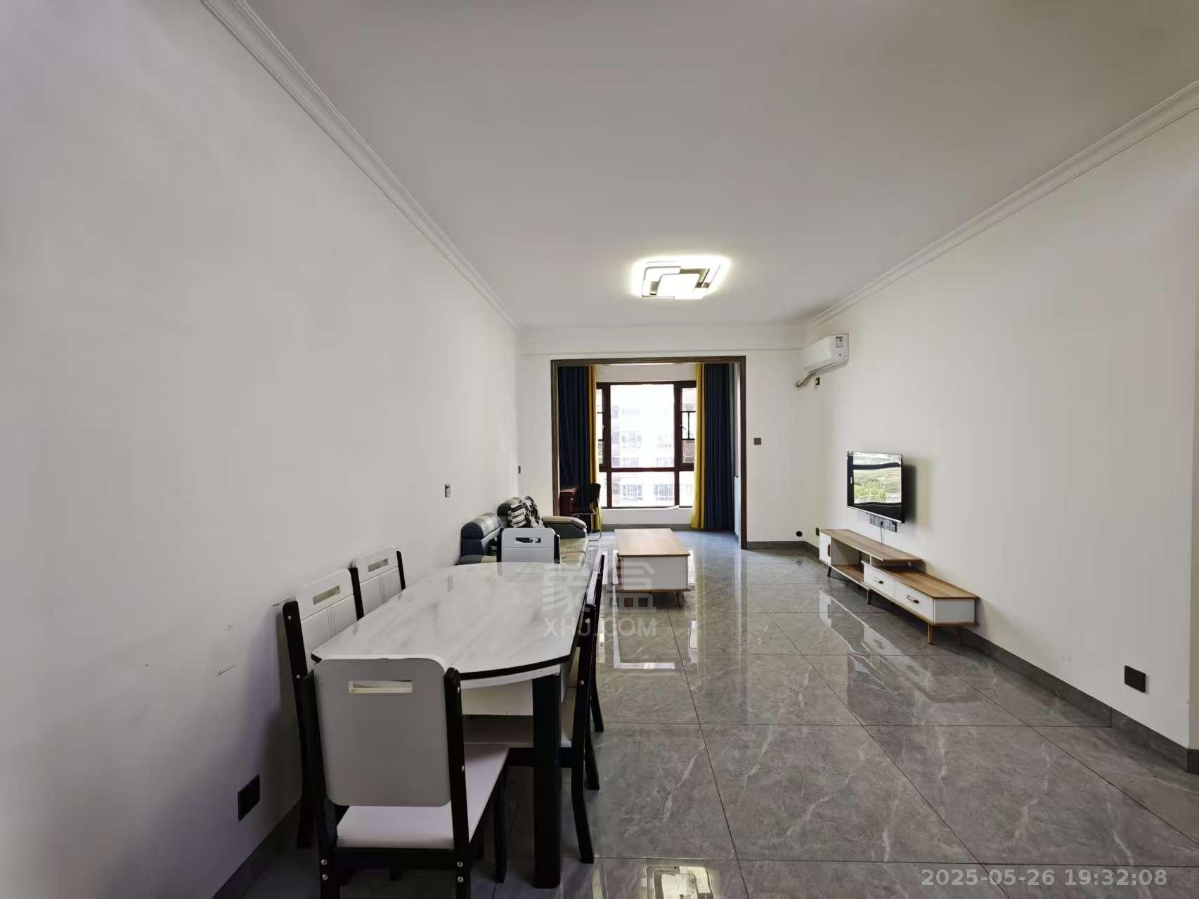 金轮津桥华府 3室2厅1卫 1800.0元/月 金轮津桥华府 3室2厅1卫 1800.0元/月室内图