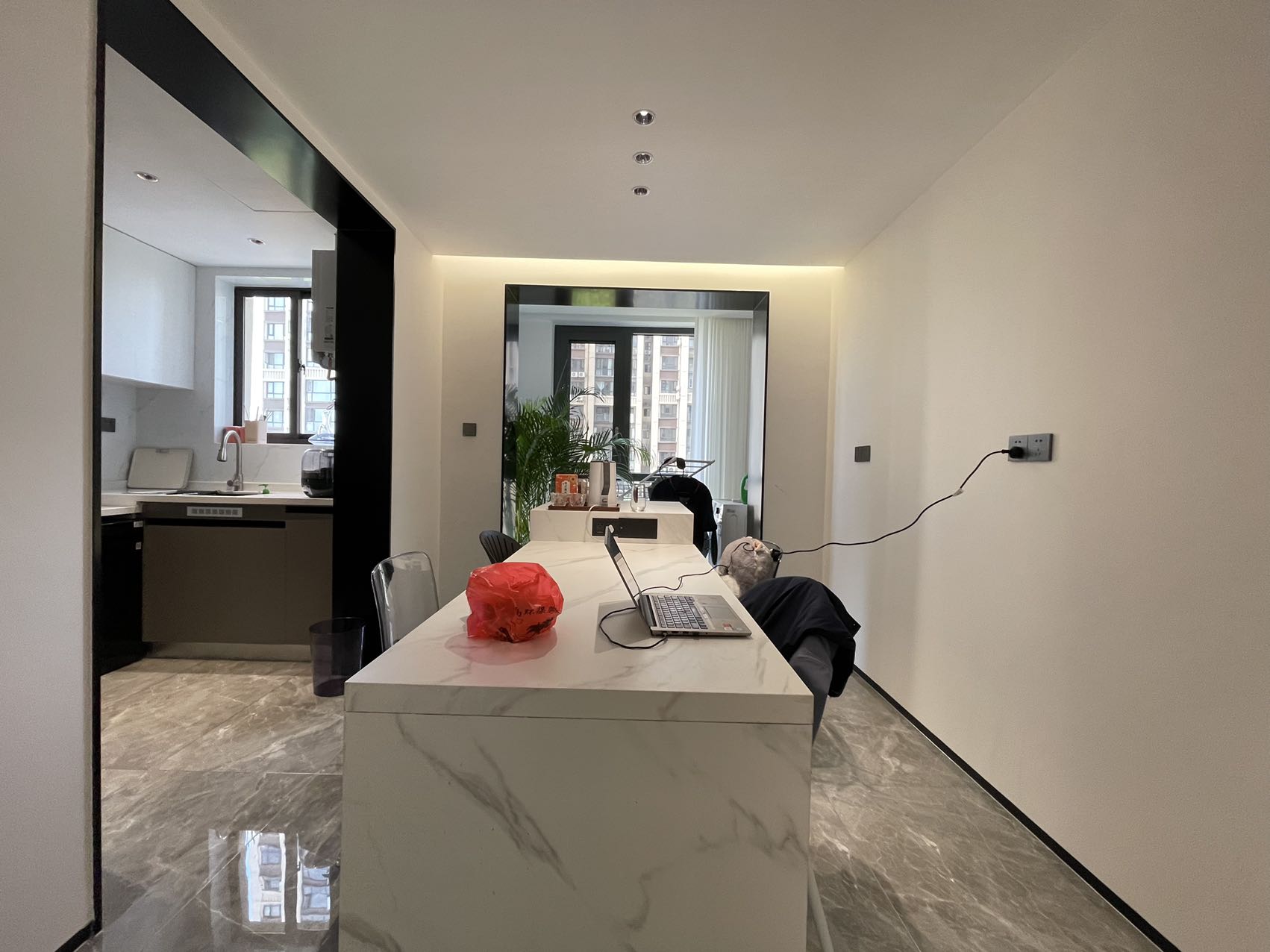 恩祥新城 4室2厅2卫 6200.0元/月 恩祥新城 4室2厅2卫 6200.0元/月室内图