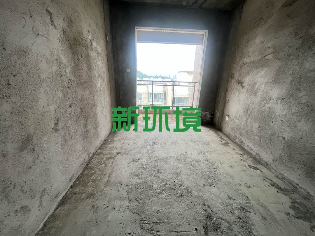 龙源华城  3室2厅2卫   68.00万
