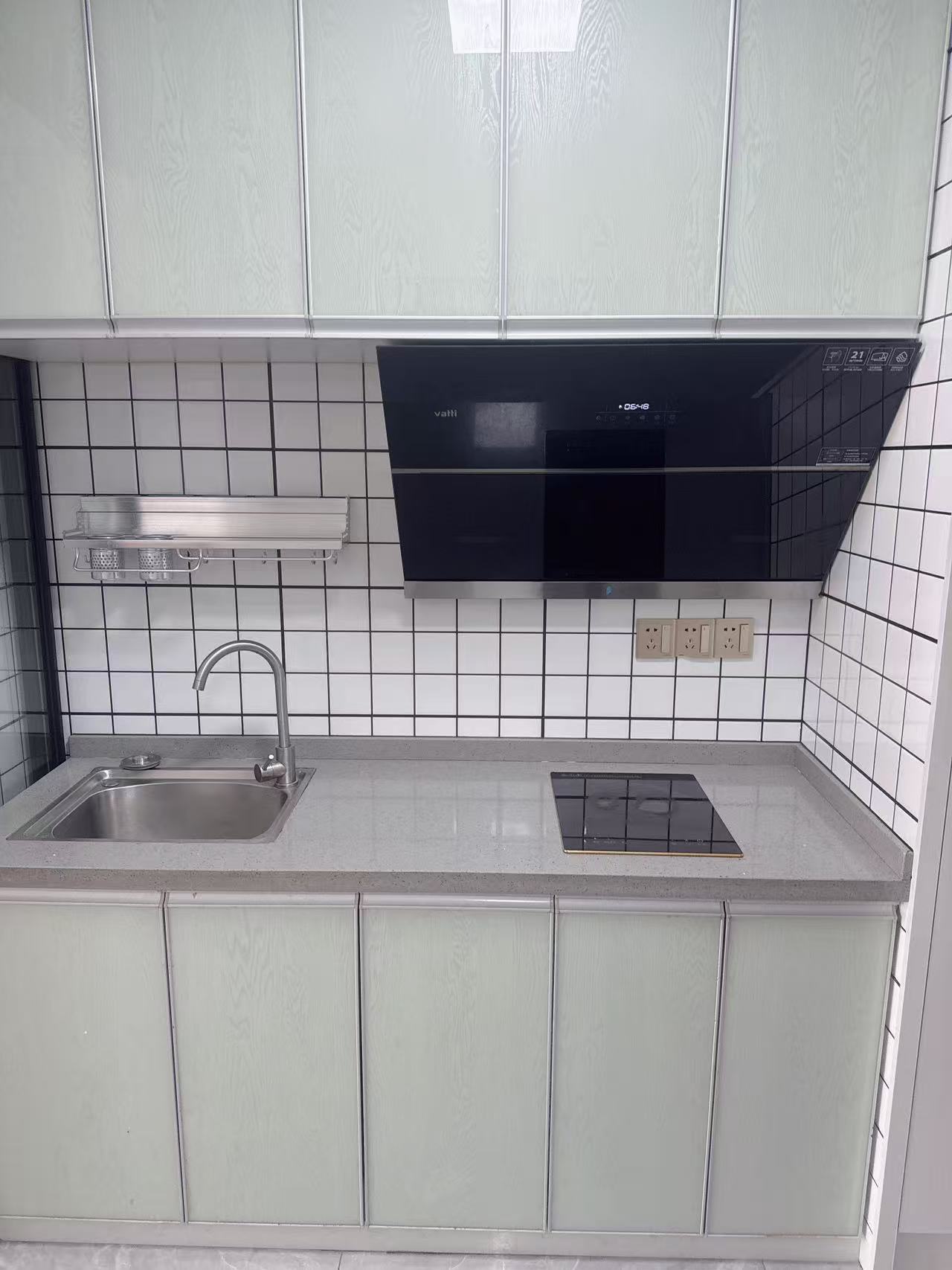 江岸公馆  1室1厅1卫   1400.00元/月室内图