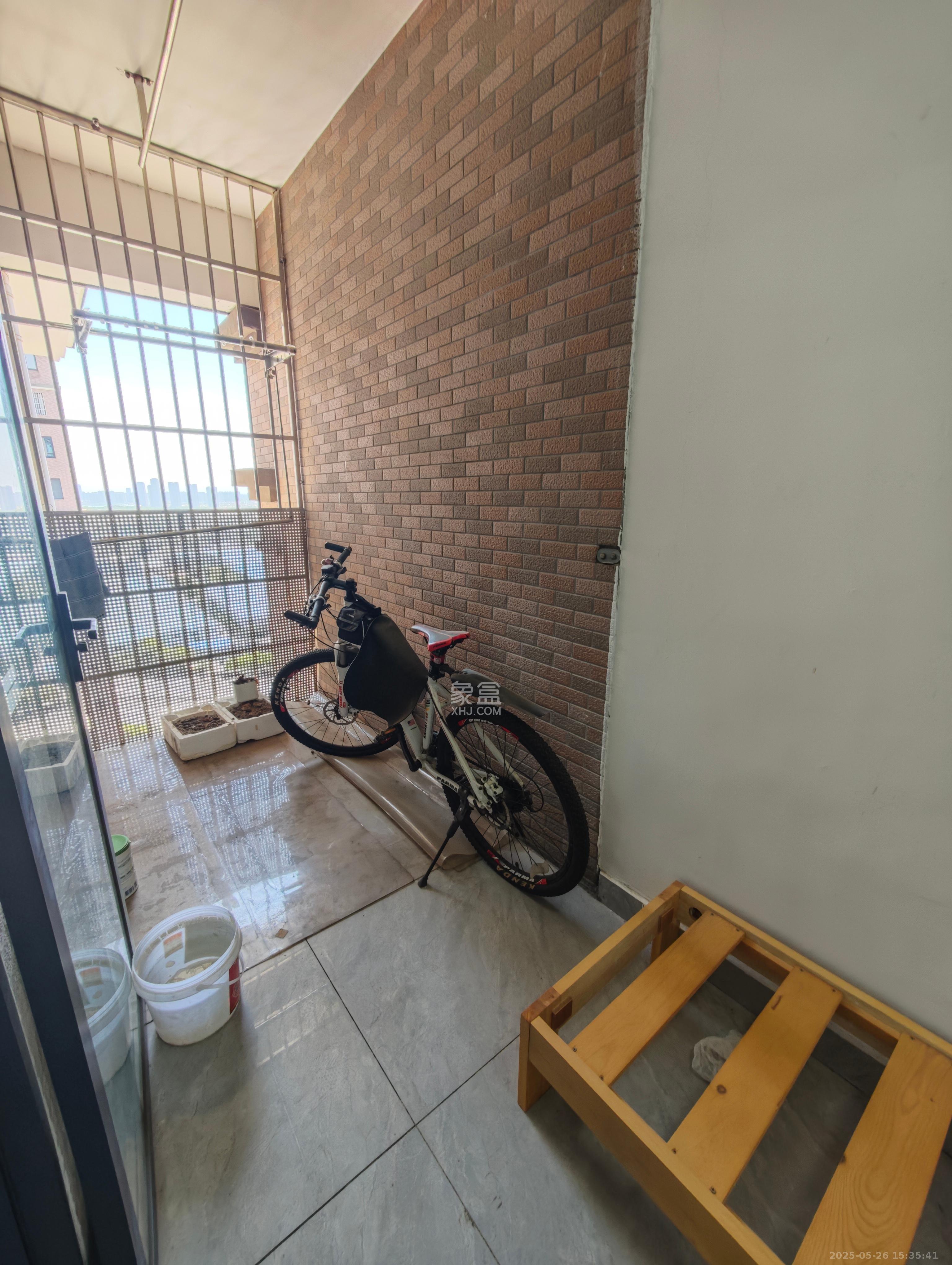 中安善化国际  3室2厅2卫    1700.0元/月 中安善化国际  3室2厅2卫    1700.0元/月室内图