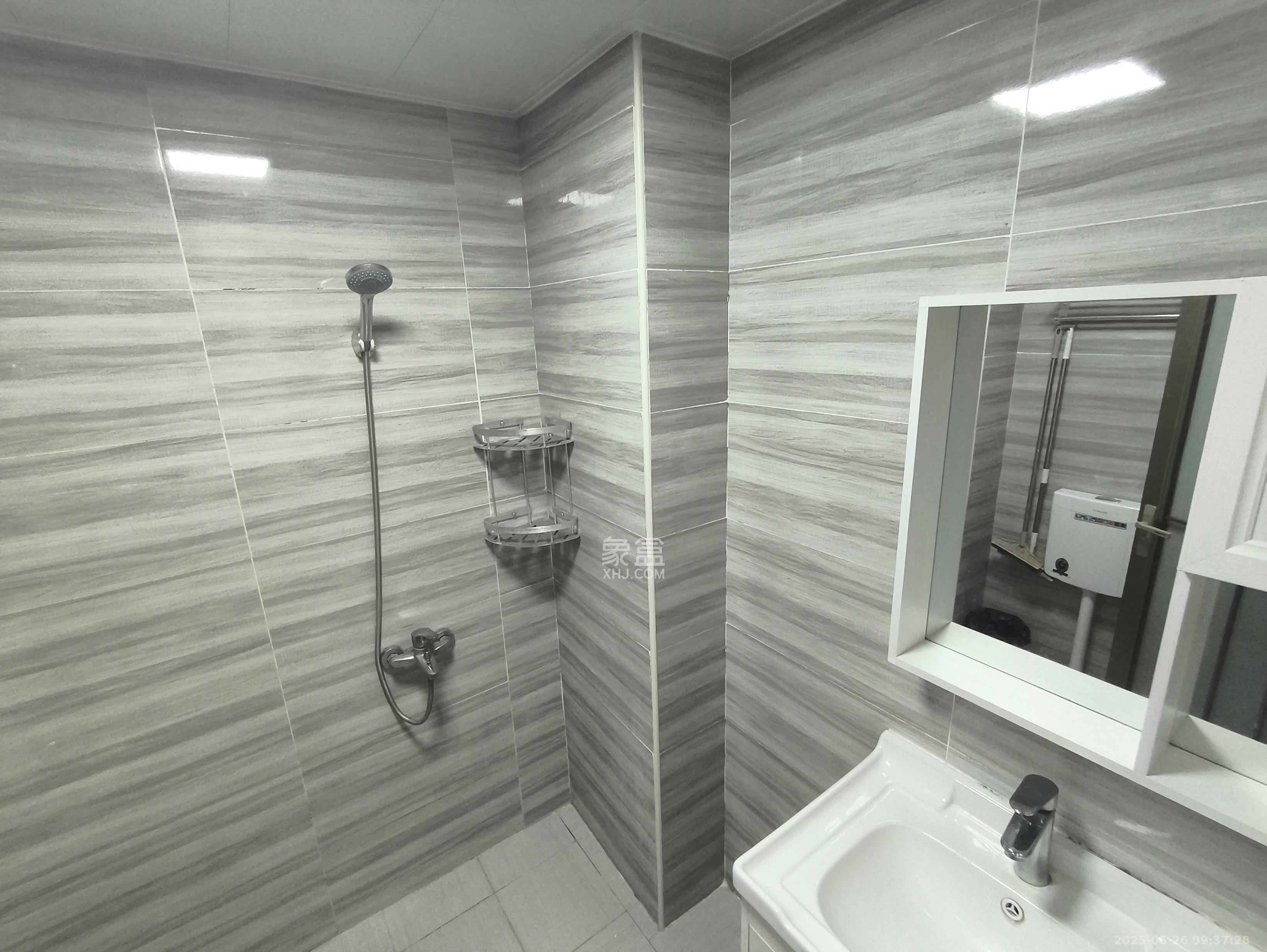 明发国际城  1室1厅1卫    1300.0元/月 明发国际城  1室1厅1卫    1300.0元/月室内图