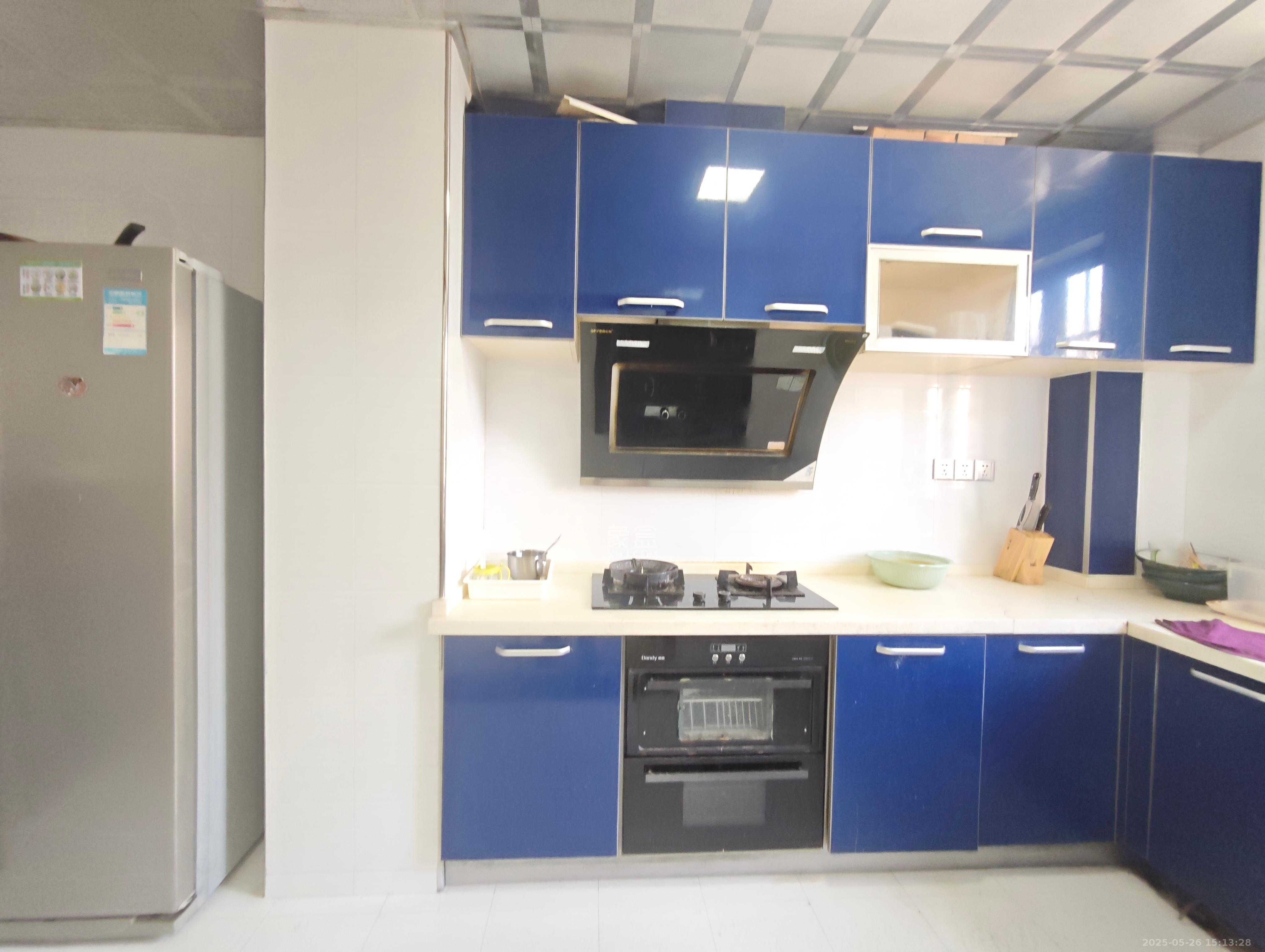 嘉宇盛世华章 3室2厅2卫 3500.0元/月 嘉宇盛世华章 3室2厅2卫 3500.0元/月室内图