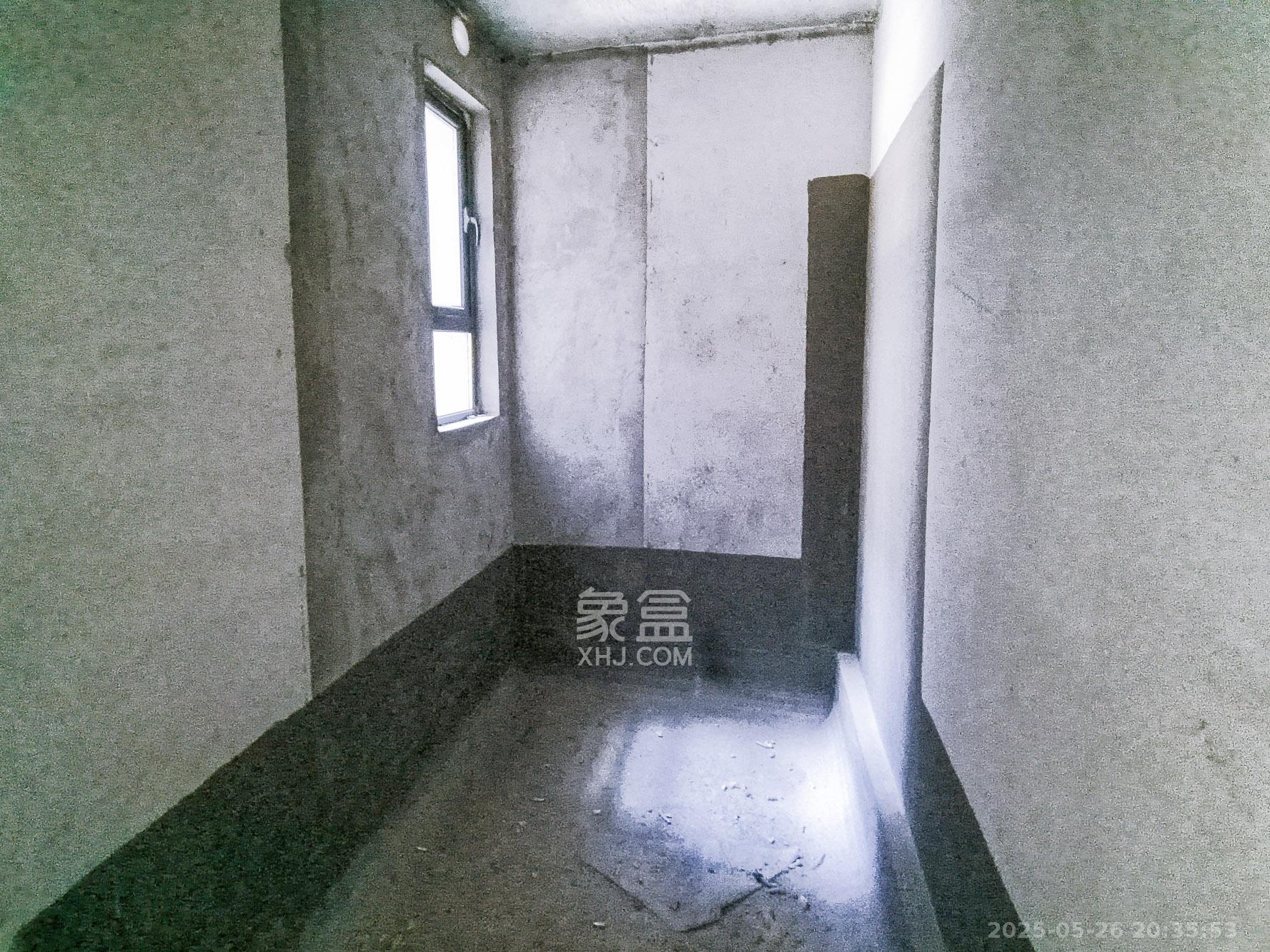 荣盛城 4室2厅2卫 81.0万 荣盛城 4室2厅2卫 81.0万卫生间