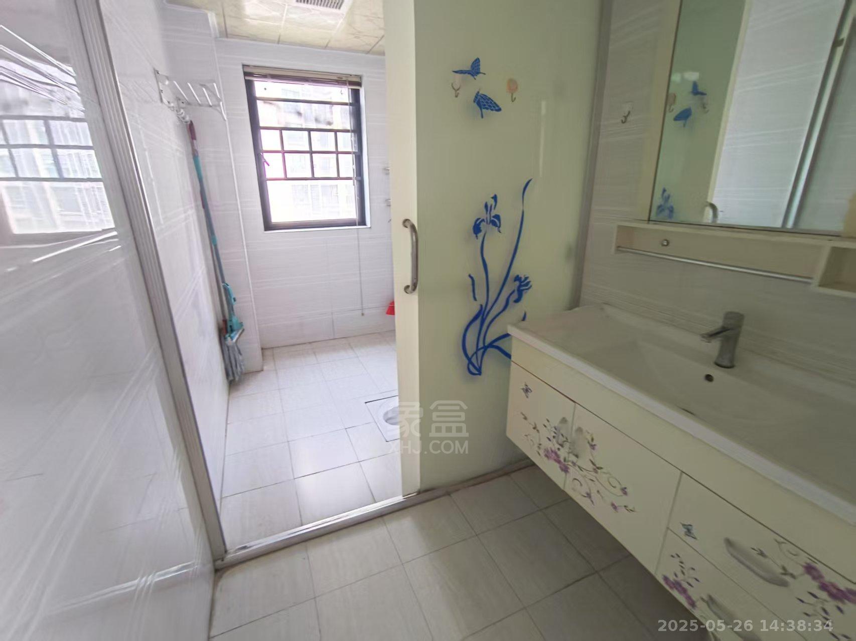 中建御山和苑  4室2厅2卫   2400.00元/月室内图