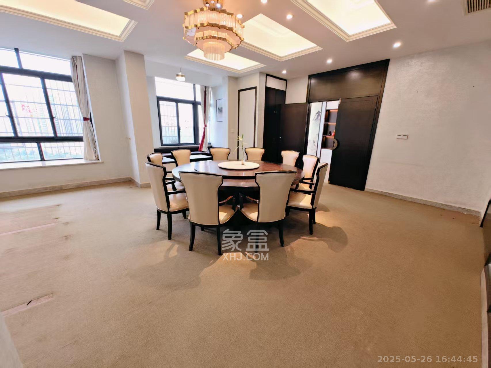 上庭苑  4室2厅2卫    5000.0元/月 上庭苑  4室2厅2卫    5000.0元/月室内图