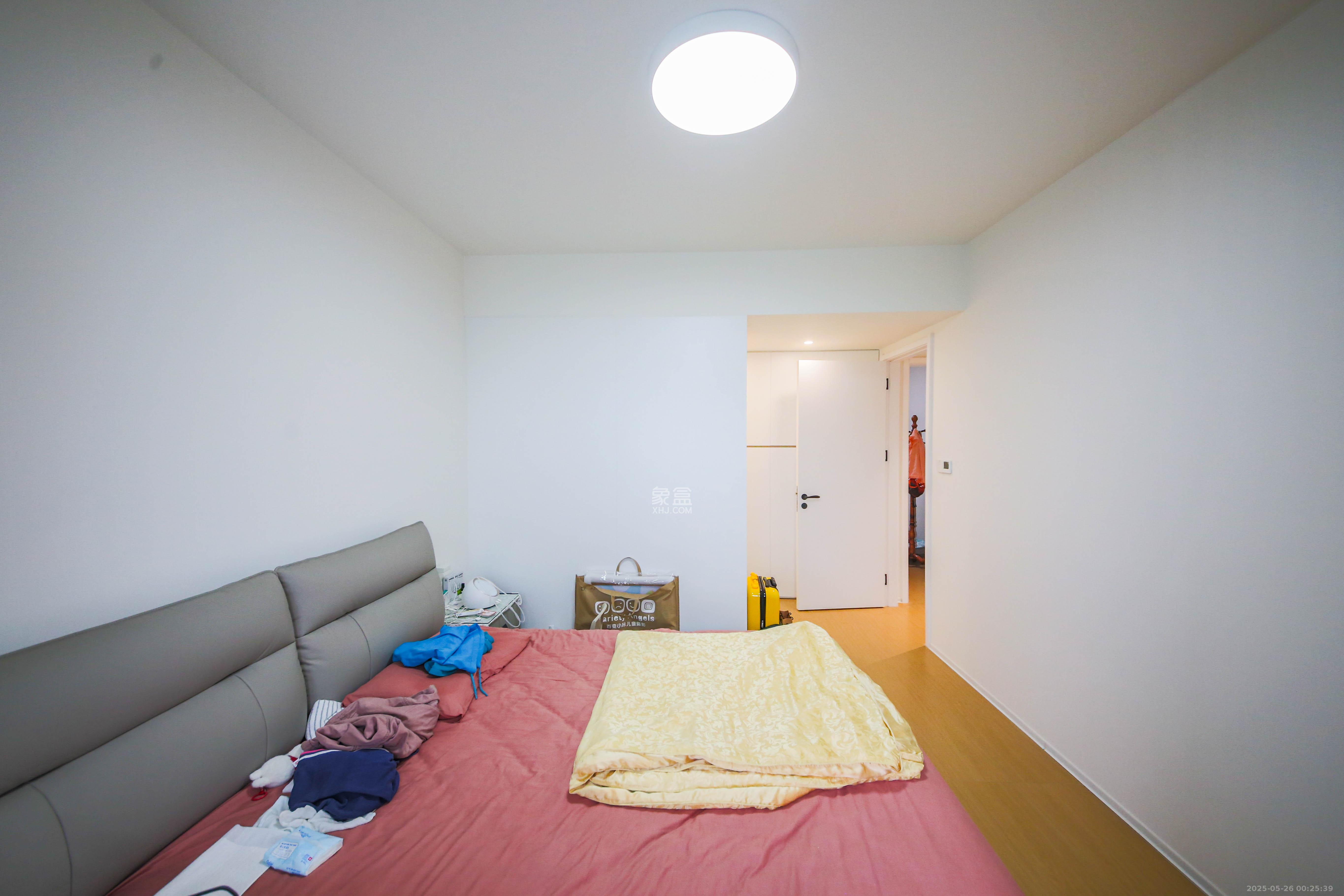 中建钰和城  3室2厅2卫   163.00万卧室