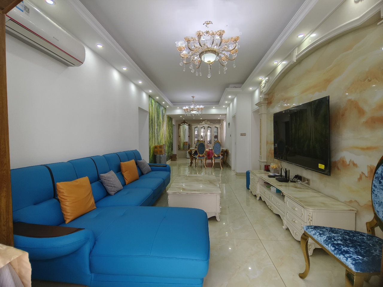 绿地海长流一期  3室2厅1卫    116.0万 绿地海长流一期  3室2厅1卫    116.0万室内图