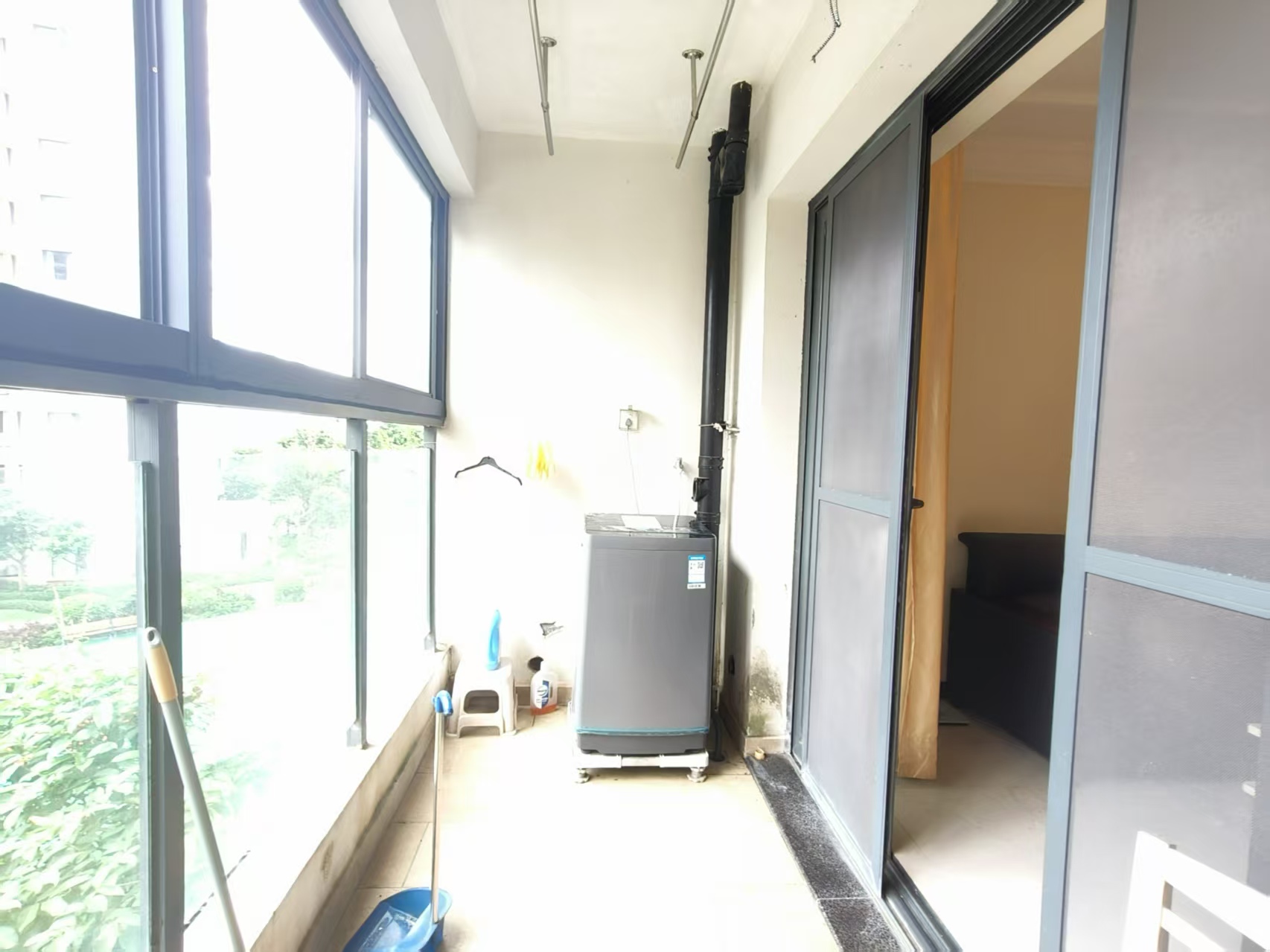 恒大外滩  2室2厅1卫   2600.00元/月室内图