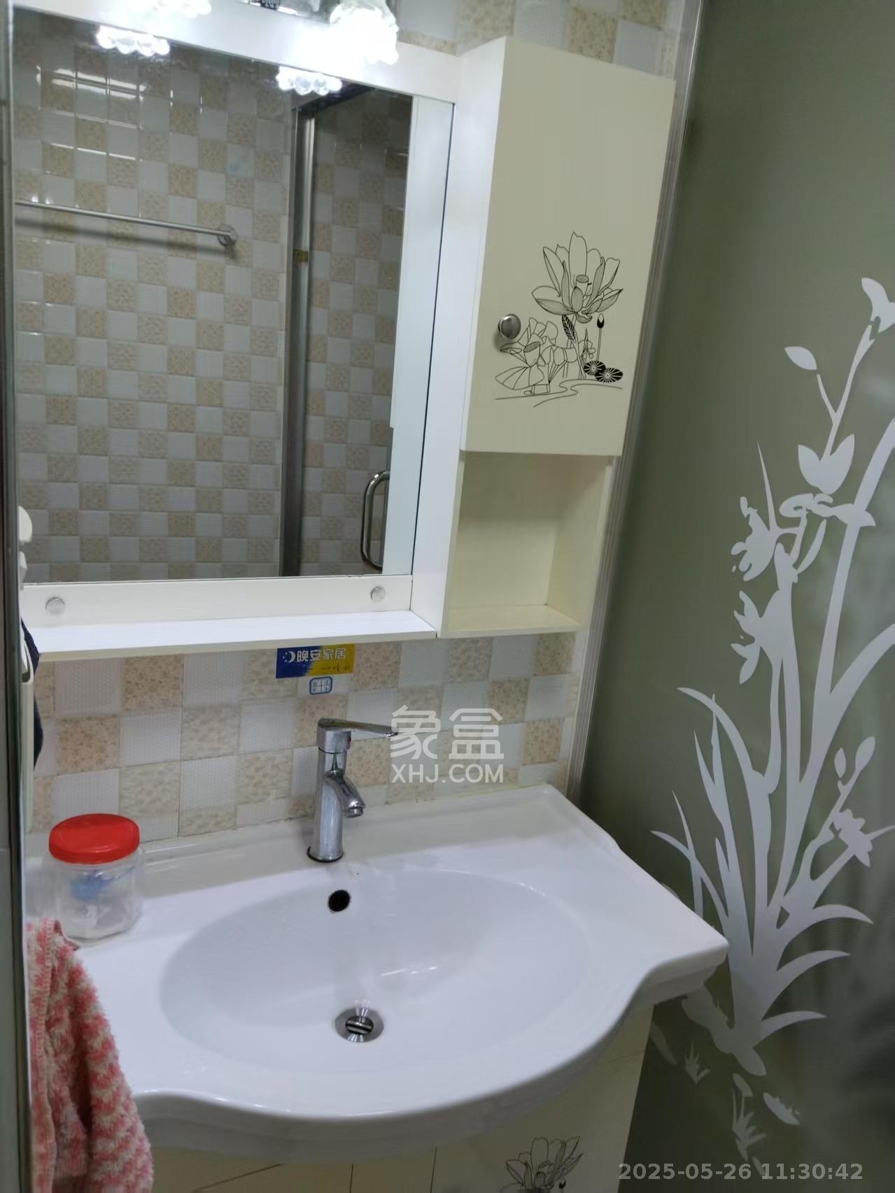 洋湖和园(福联嘉苑) 2室2厅1卫 2200.0元/月 洋湖和园(福联嘉苑) 2室2厅1卫 2200.0元/月室内图