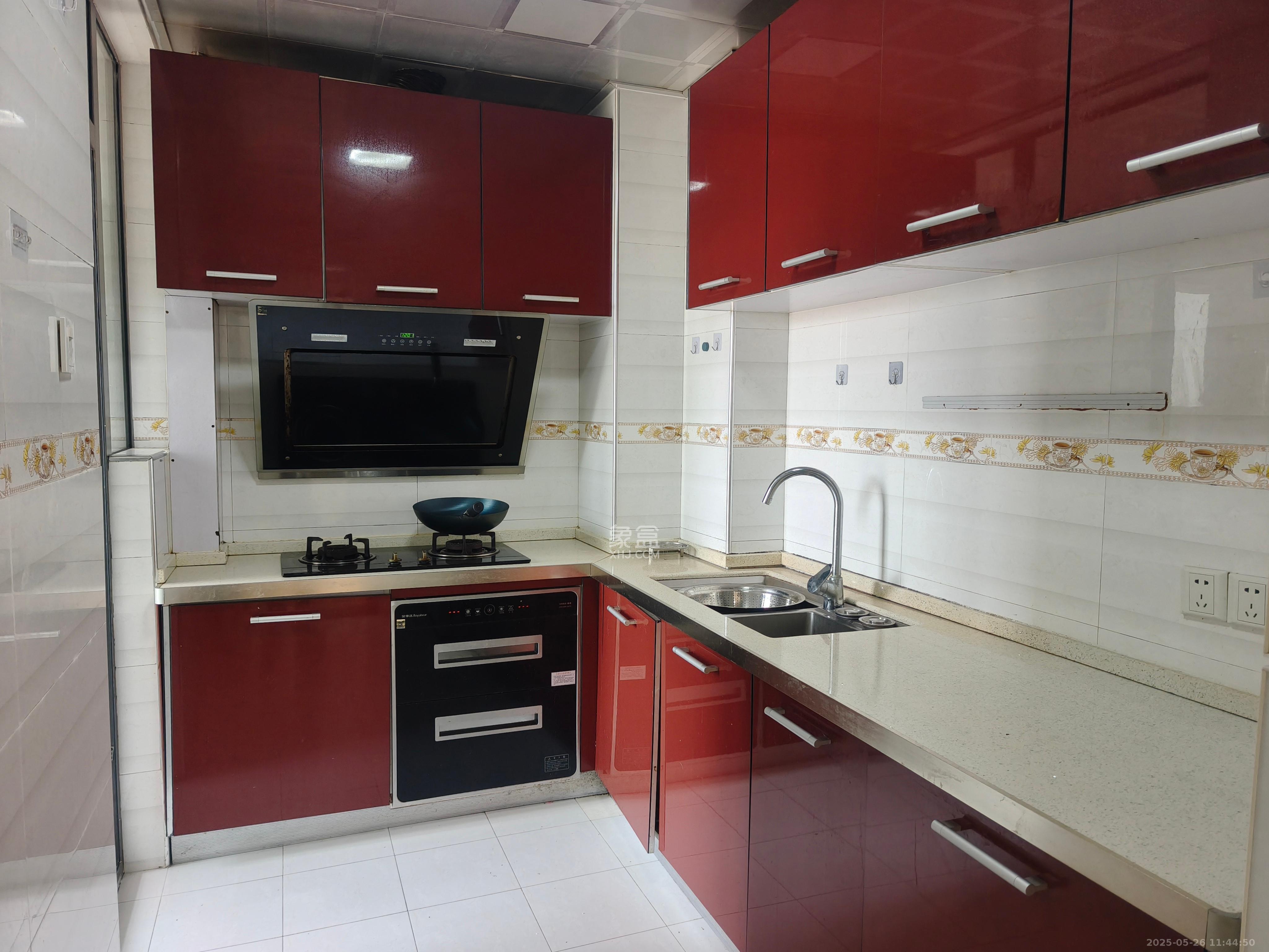 卓越蔚蓝海岸二期 2室1厅1卫 2500.0元/月 卓越蔚蓝海岸二期 2室1厅1卫 2500.0元/月室内图