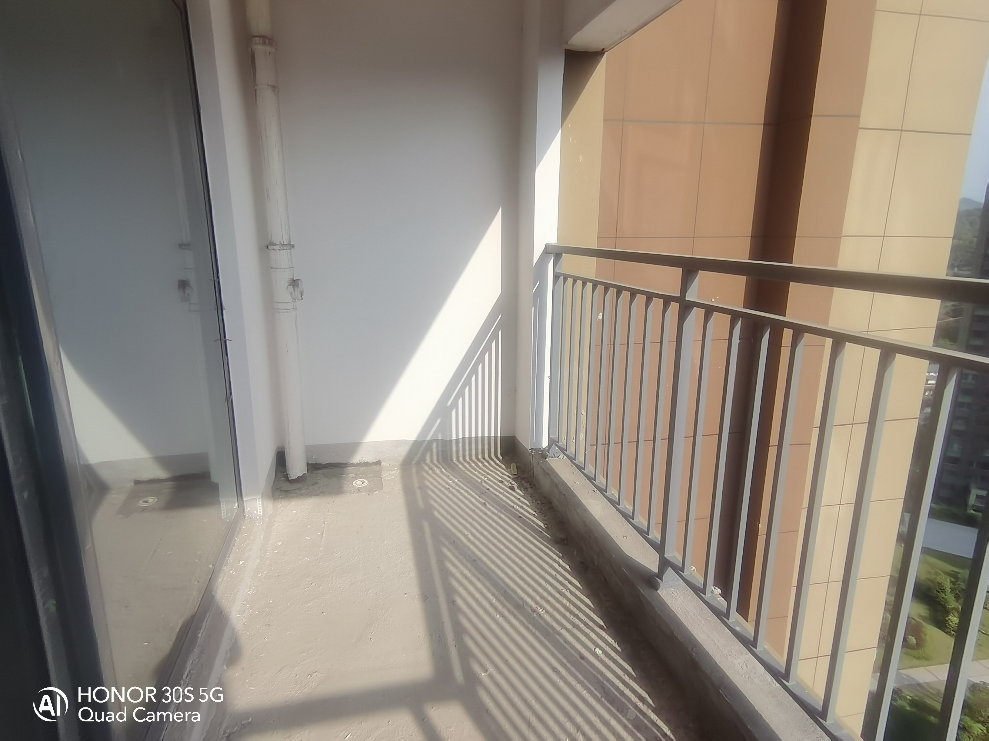 宁邦中心(二期公园里) 4室2厅2卫 95.0万 宁邦中心(二期公园里) 4室2厅2卫 95.0万室内图