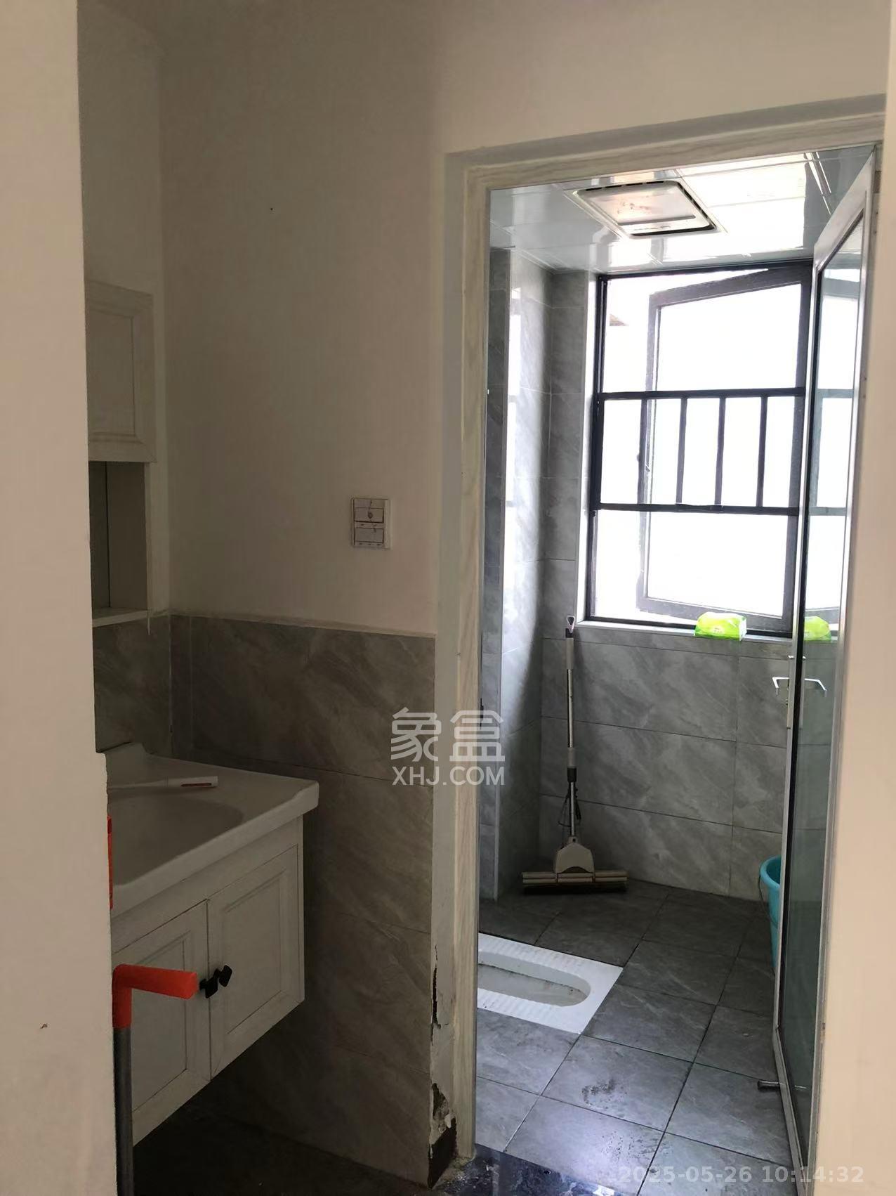中建悦和城  4室2厅2卫   2500.00元/月室内图