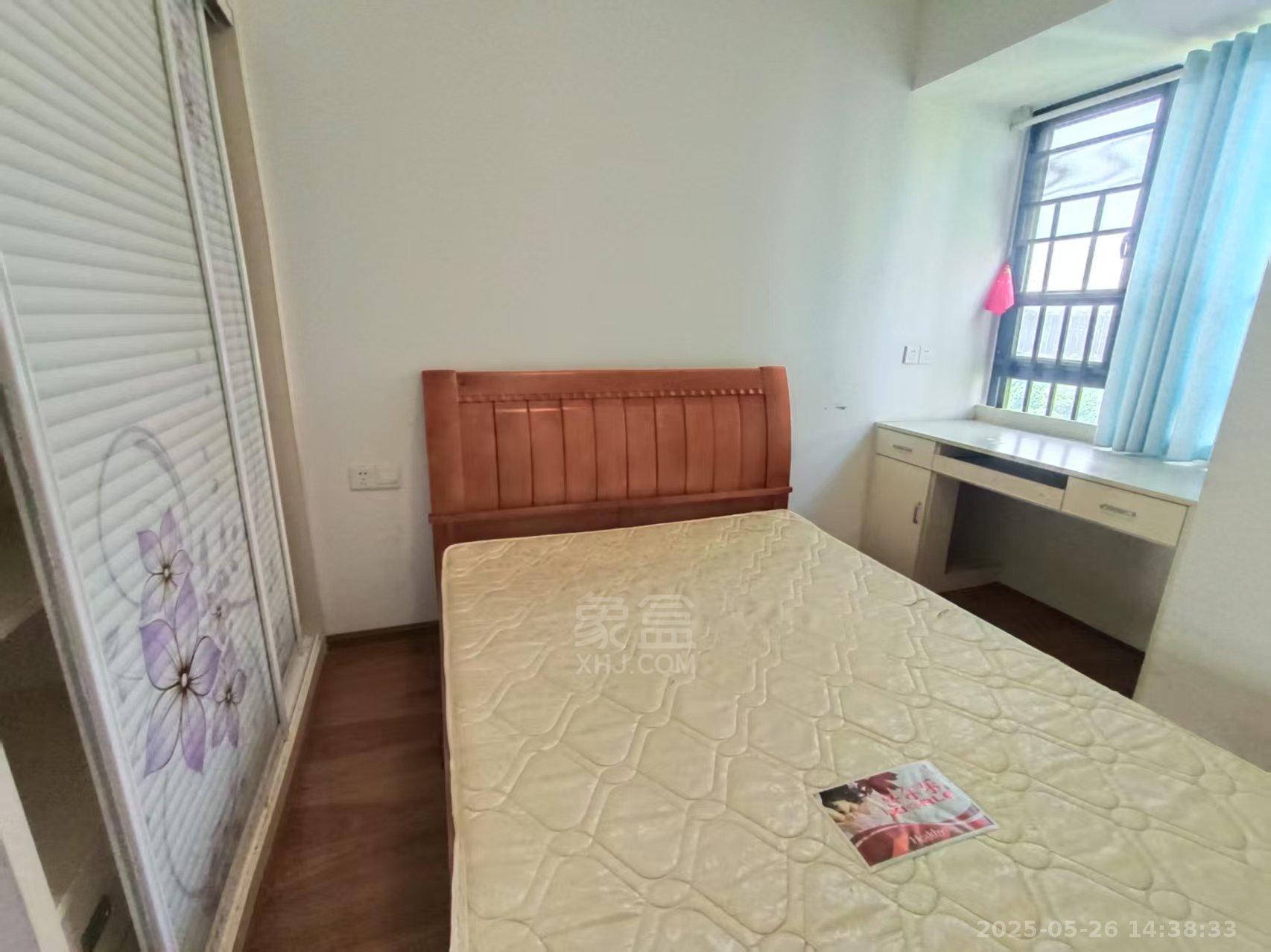 中建御山和苑  4室2厅2卫   2400.00元/月室内图