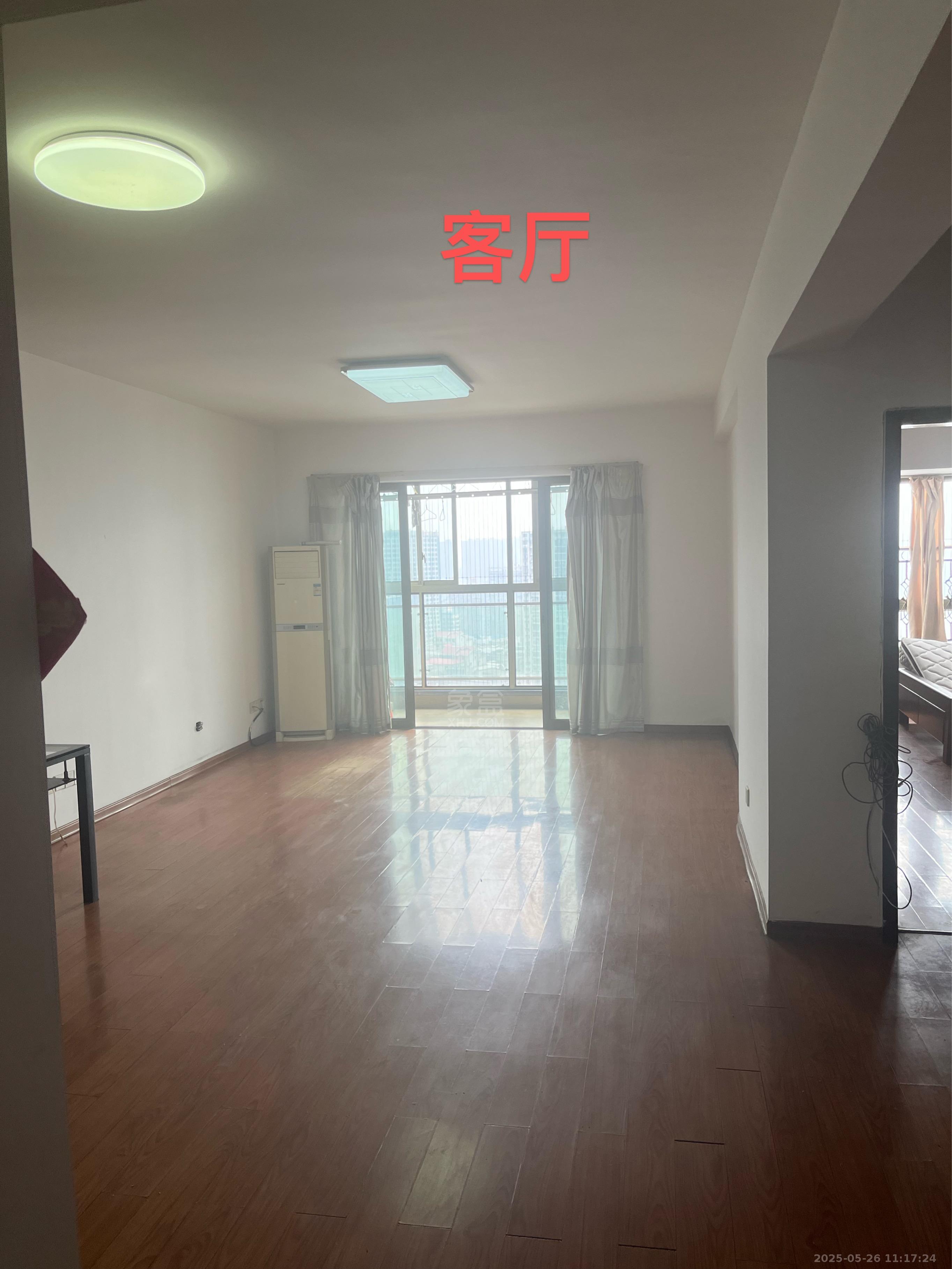 时尚新天地(平和堂) 3室2厅2卫 2200.0元/月 时尚新天地(平和堂) 3室2厅2卫 2200.0元/月室内图