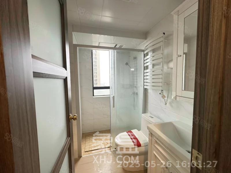 碧桂园大学印象一期 4室2厅2卫 2400.0元/月 碧桂园大学印象一期 4室2厅2卫 2400.0元/月室内图