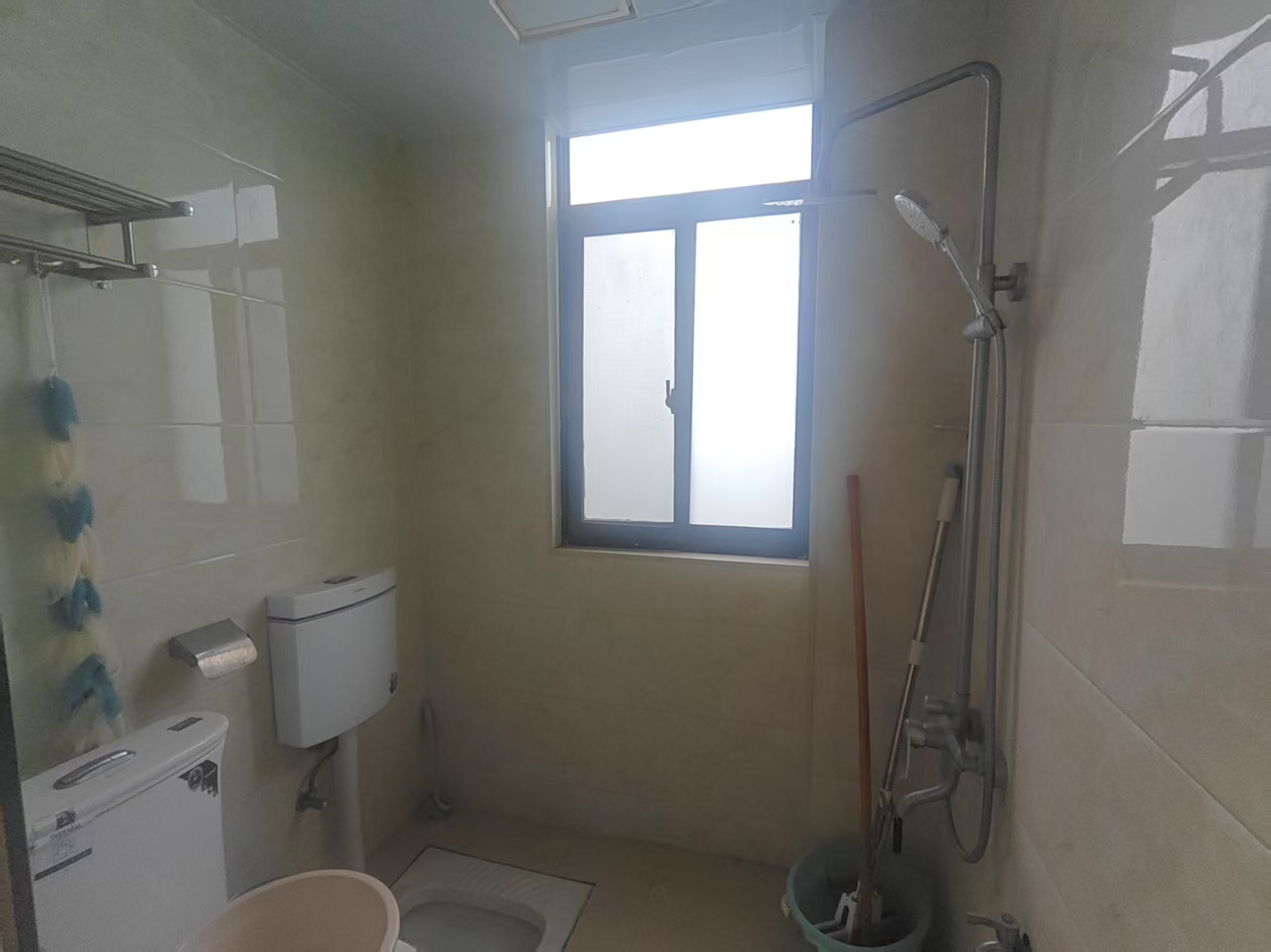 新都汇 3室2厅1卫 1500.0元/月 新都汇 3室2厅1卫 1500.0元/月室内图