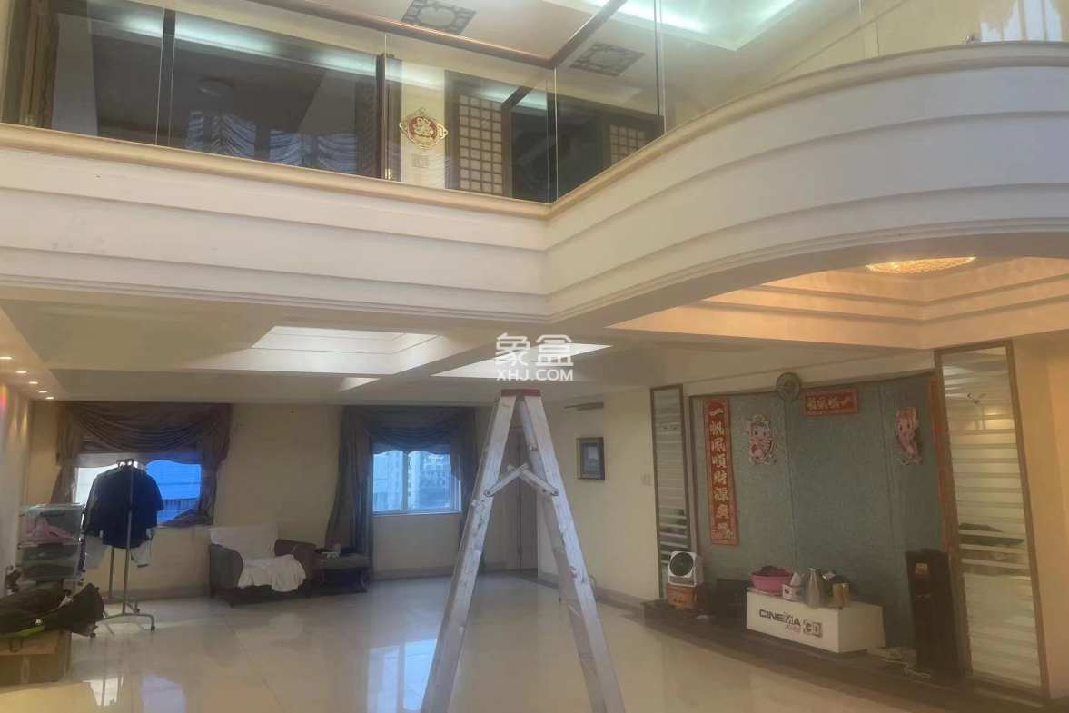 百金城小区 3室2厅2卫 4200.0元/月 百金城小区 3室2厅2卫 4200.0元/月户型图