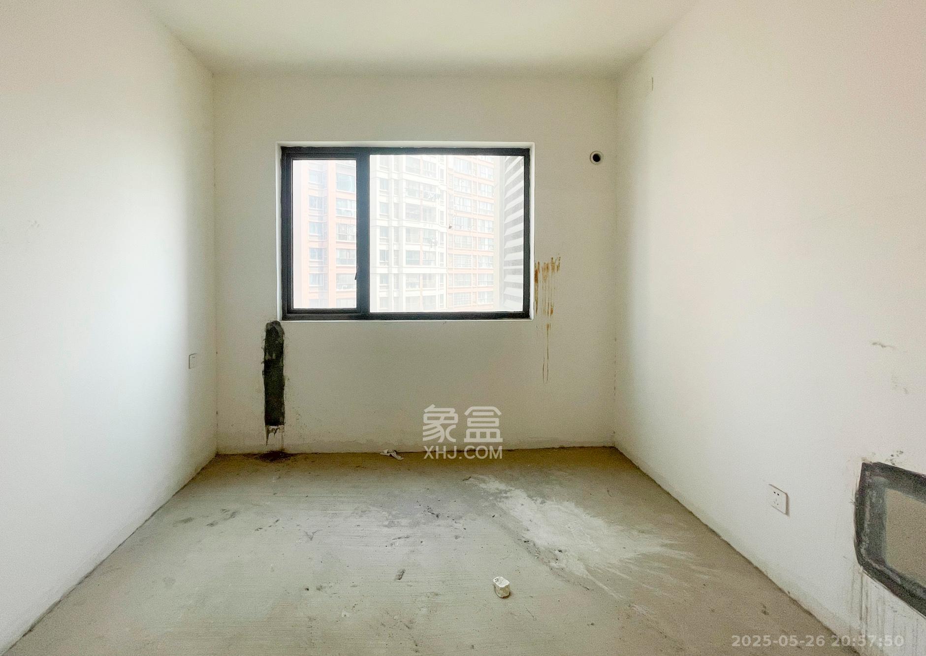 长沙雅居乐花园 4室2厅2卫 123.00万 长沙雅居乐花园 4室2厅2卫 123.00万卧室