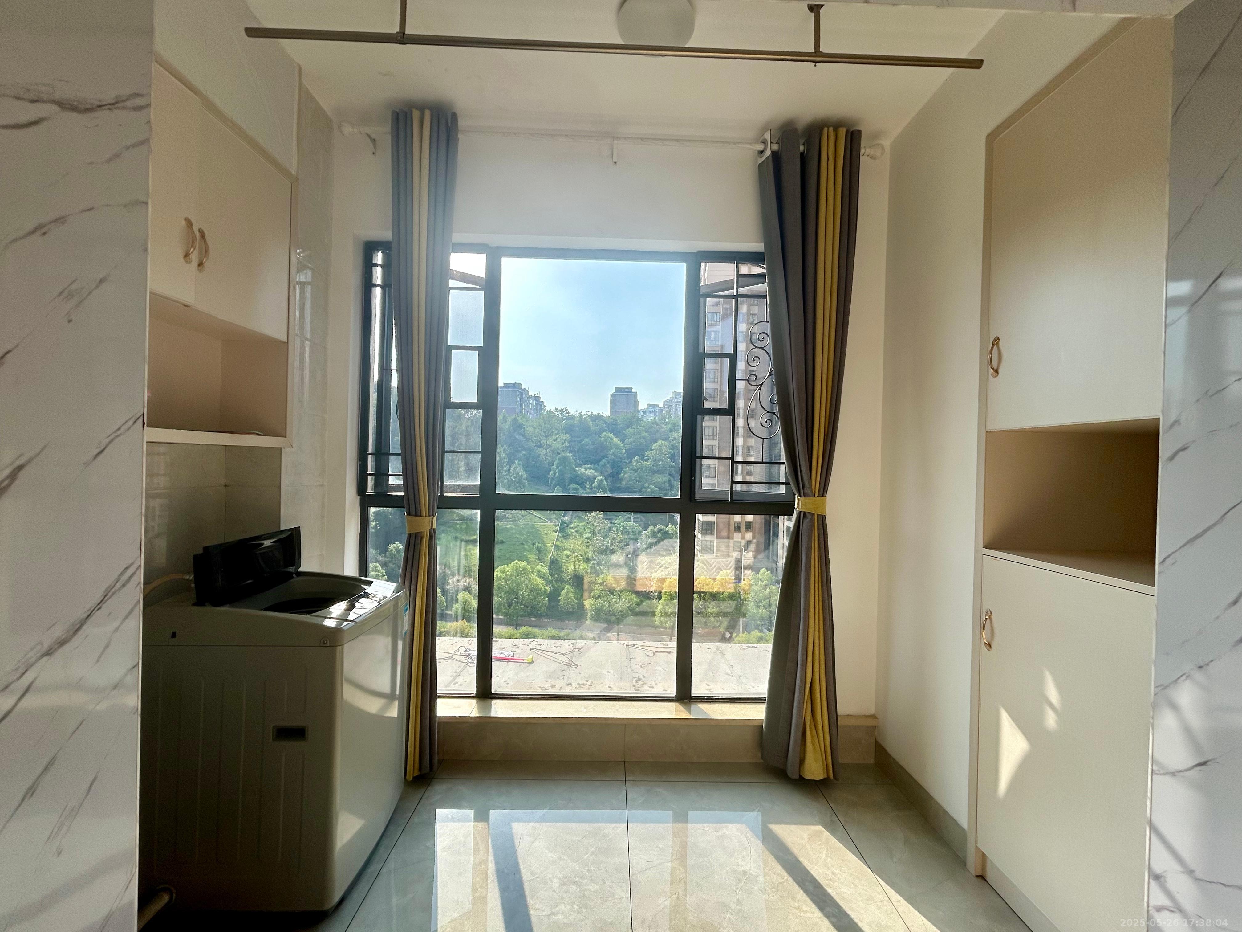 栗雨香堤 1室1厅1卫 1300.0元/月 栗雨香堤 1室1厅1卫 1300.0元/月室内图