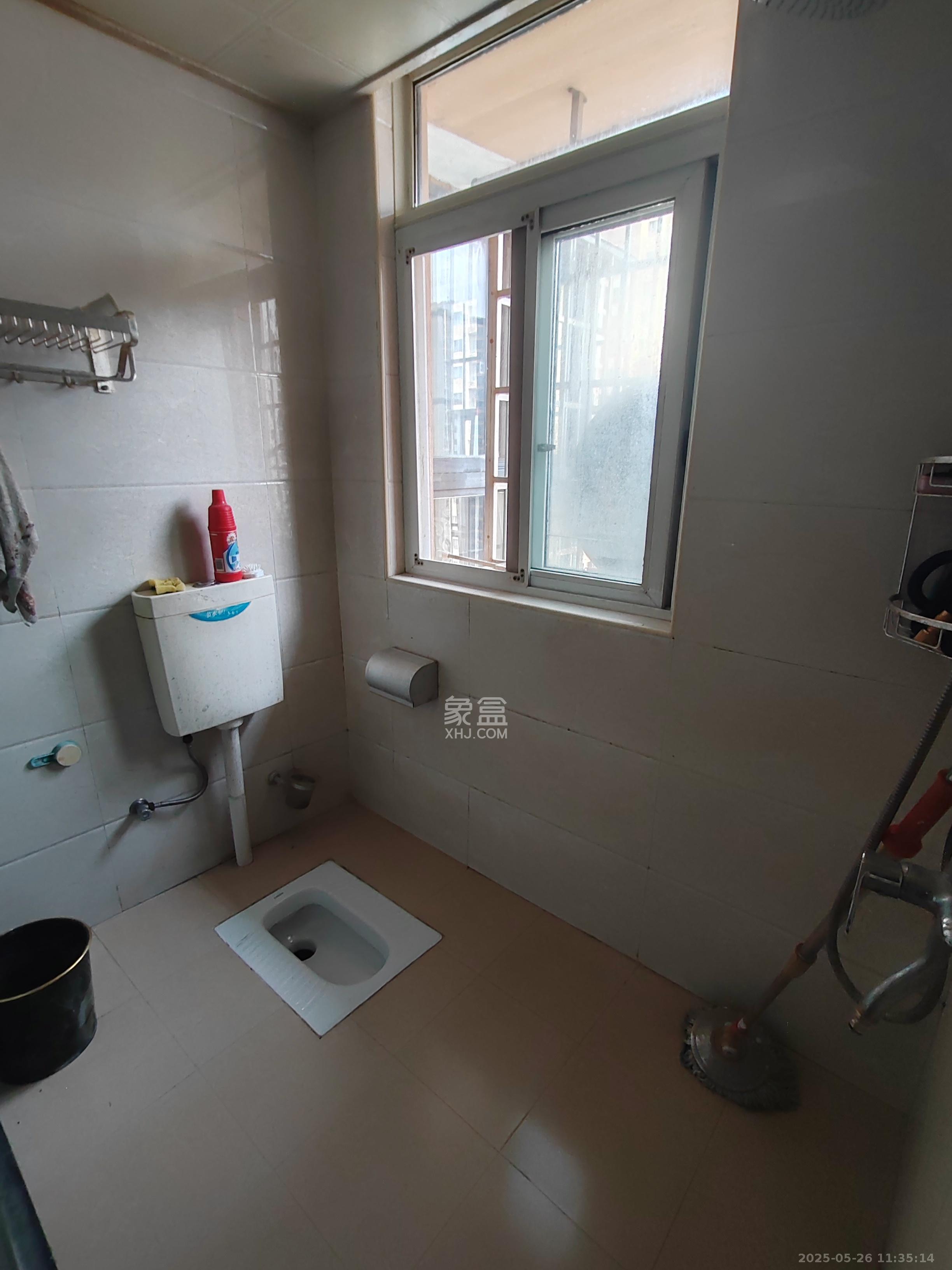 家和苑（原梅溪湖保障性住房一期）  3室2厅2卫   2600.00元/月室内图