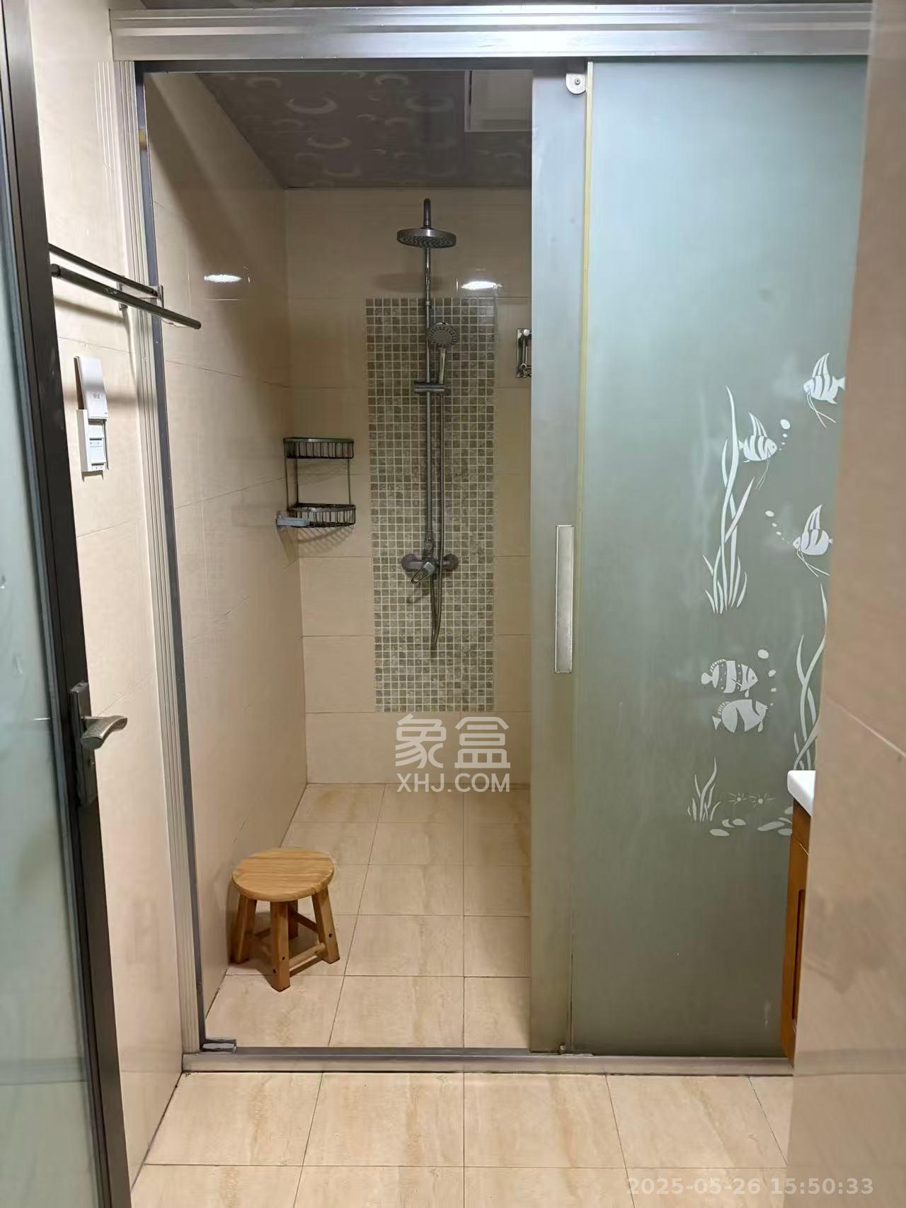 三一街区  1室2厅1卫    1650.0元/月 三一街区  1室2厅1卫    1650.0元/月室内图