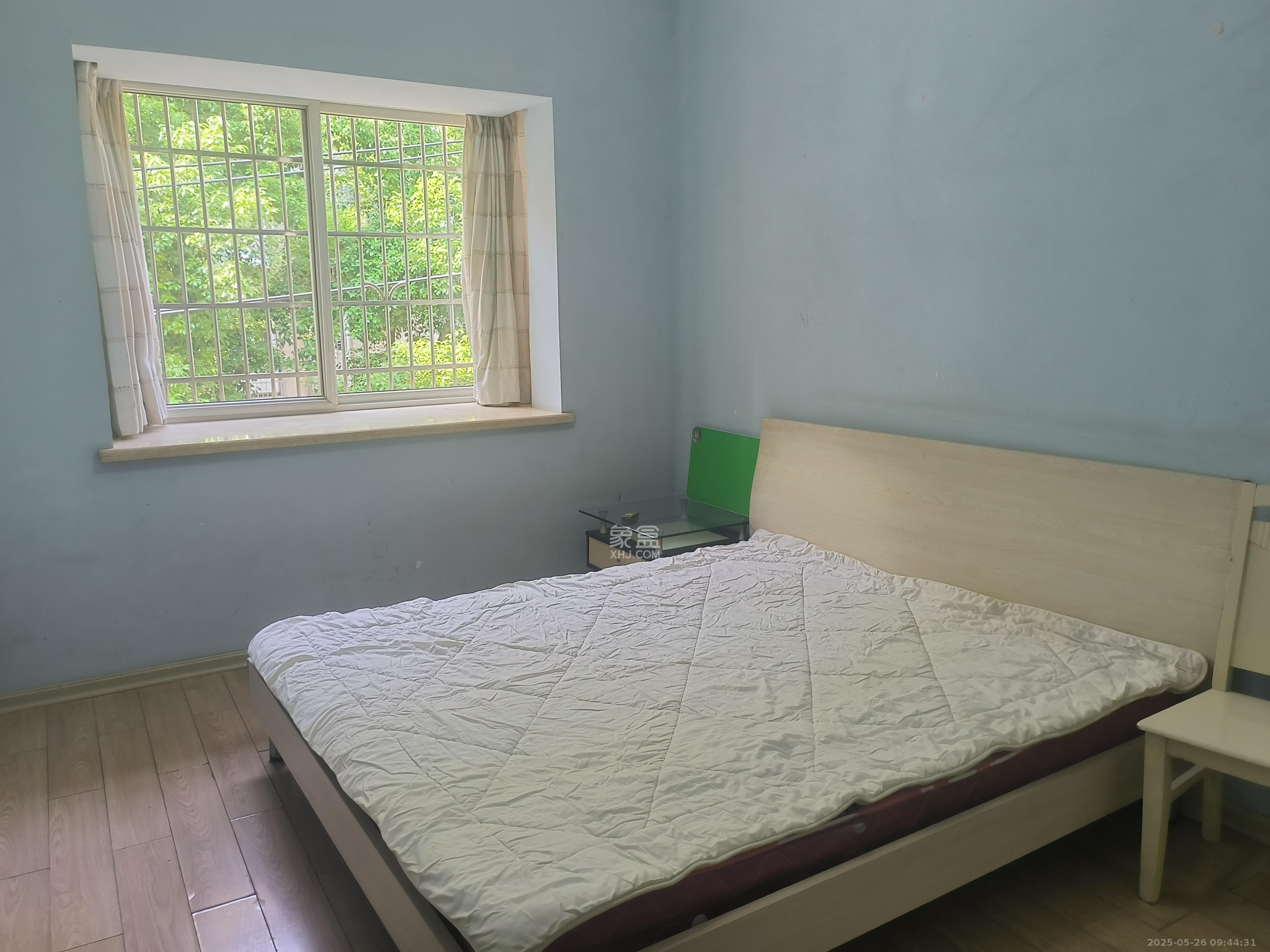 鑫邮小区  3室2厅2卫   2000.00元/月室内图