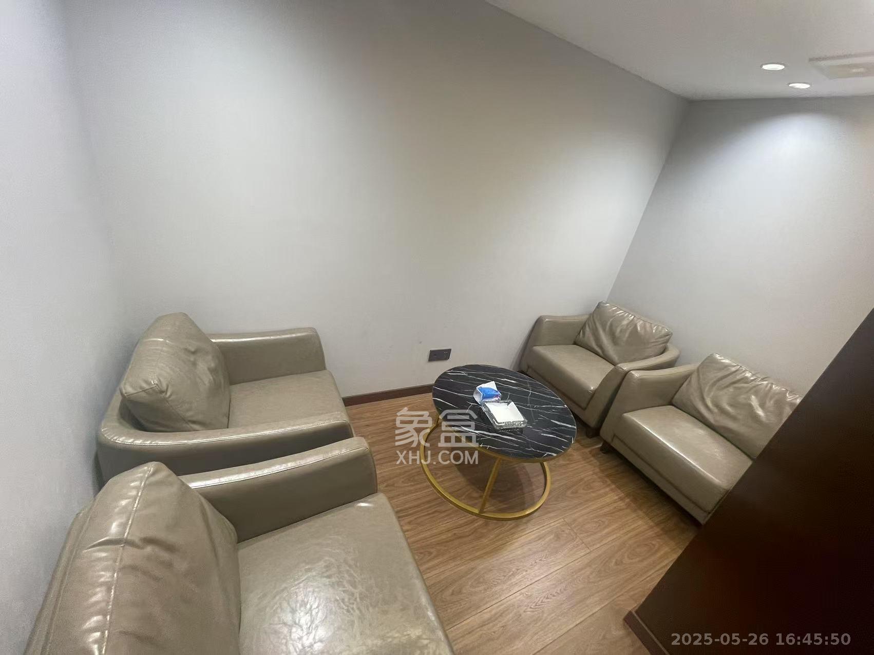 华润翡翠府 1室0厅0卫 22000.0元/月 华润翡翠府 1室0厅0卫 22000.0元/月室内图