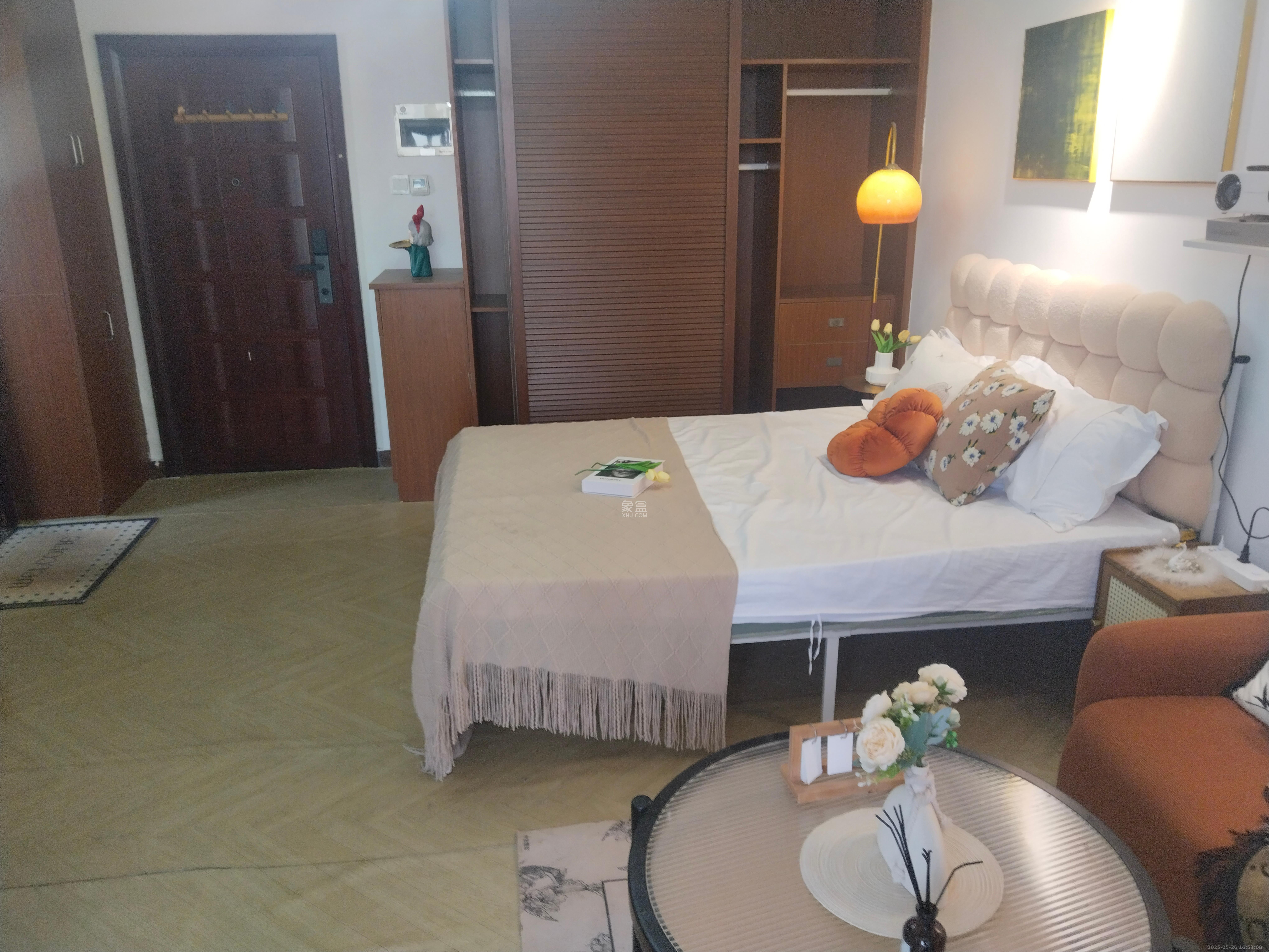 东塘瑞府  1室1厅1卫    1800.0元/月室内图