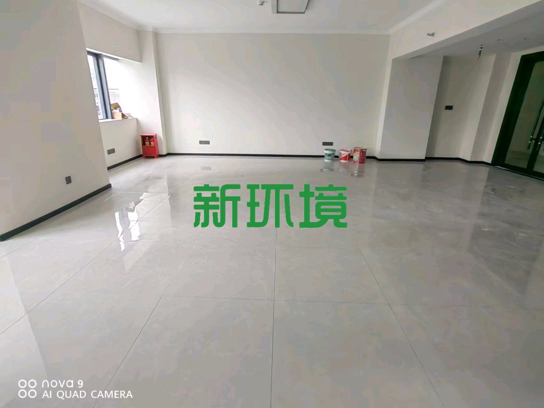 泊富广场 2室2厅1卫 2200.0元/月 泊富广场 2室2厅1卫 2200.0元/月室内图