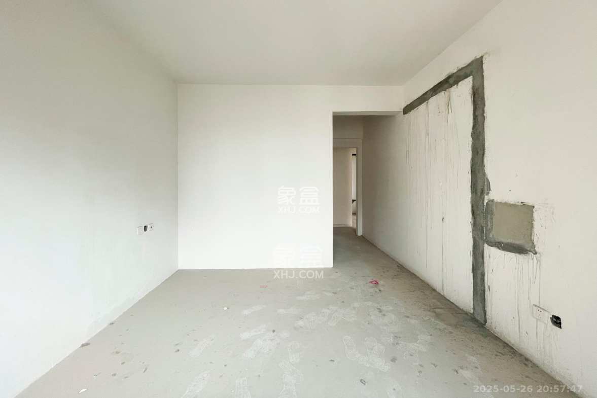 长沙雅居乐花园 4室2厅2卫 123.00万 长沙雅居乐花园 4室2厅2卫 123.00万卧室