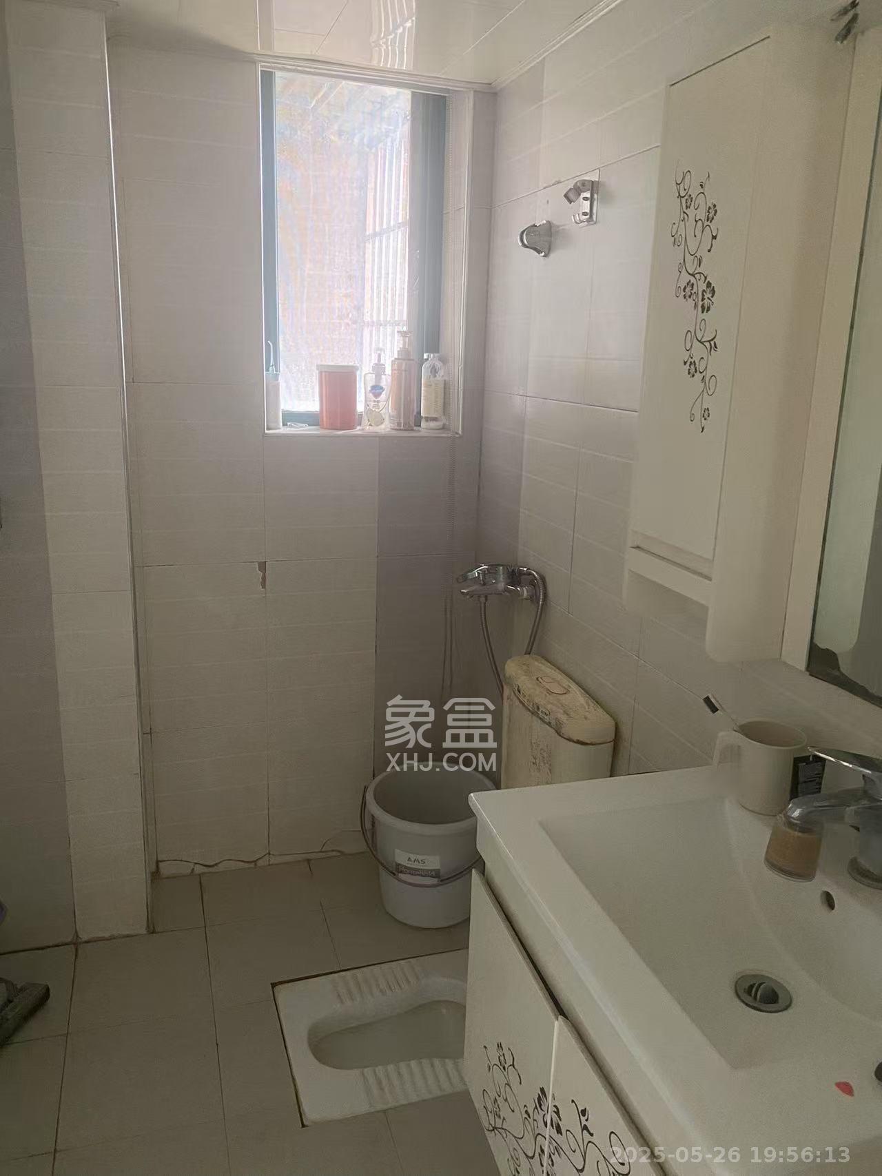 天城湖光山色 2室1厅1卫 2200.0元/月 天城湖光山色 2室1厅1卫 2200.0元/月室内图