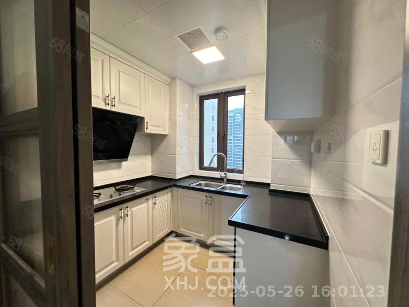 碧桂园大学印象一期 4室2厅2卫 2400.0元/月 碧桂园大学印象一期 4室2厅2卫 2400.0元/月室内图