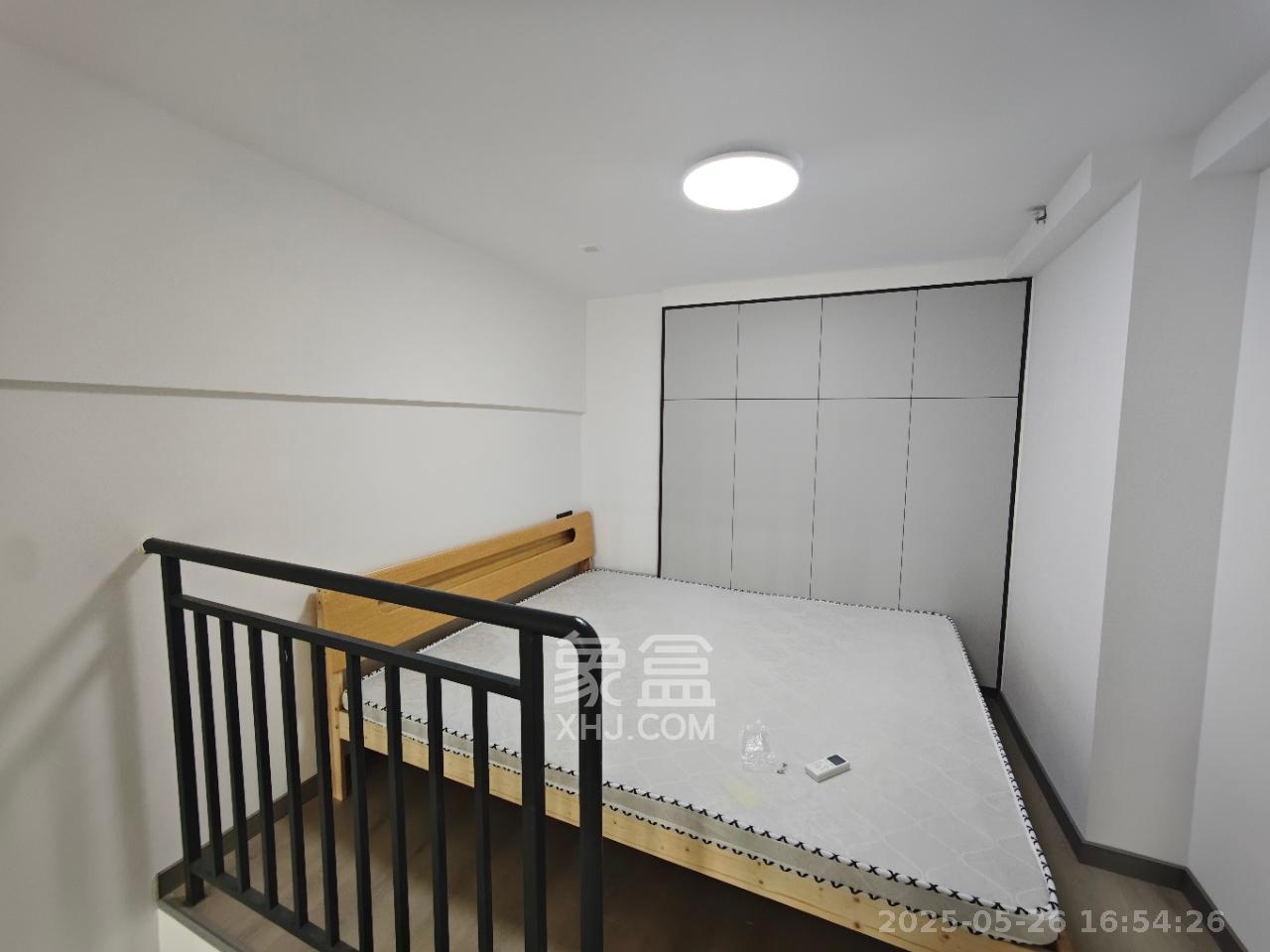 新长海D1站 1室1厅1卫 1400.0元/月 新长海D1站 1室1厅1卫 1400.0元/月室内图