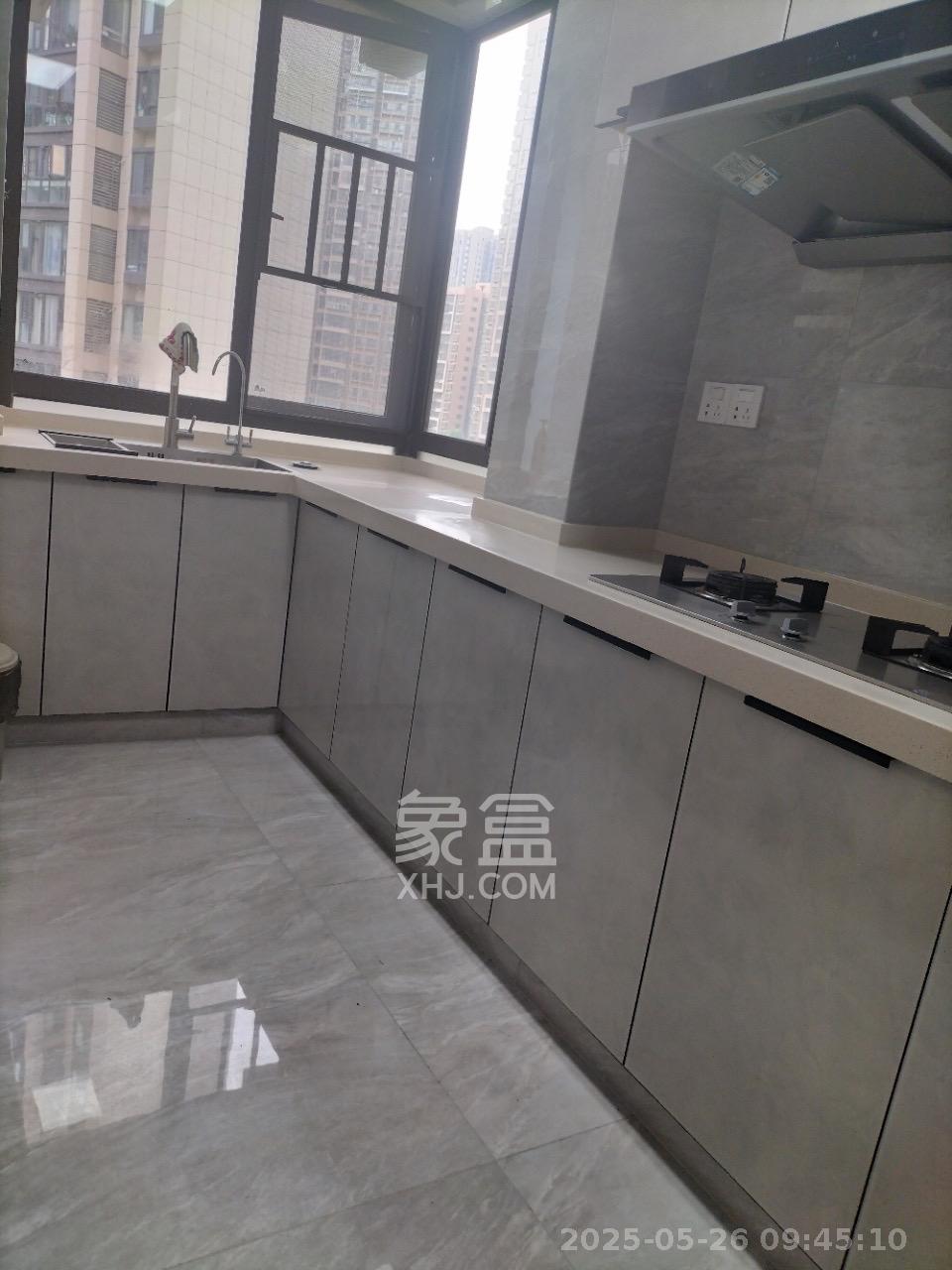 中国铁建梅溪青秀三期  3室2厅2卫   3300.00元/月室内图