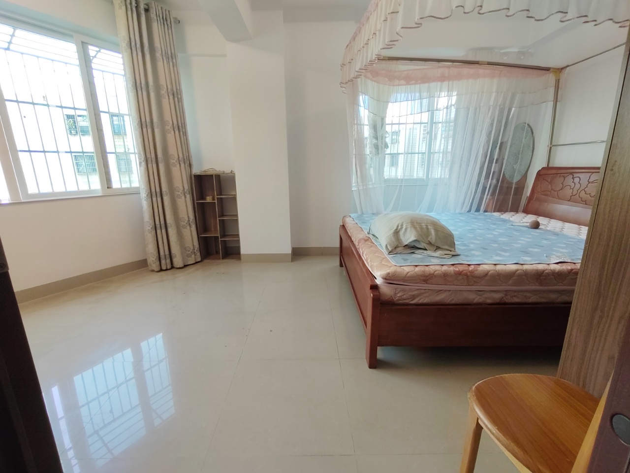 滨河花苑(原千代大厦) 2室0厅0卫 85.0万 滨河花苑(原千代大厦) 2室0厅0卫 85.0万室内图