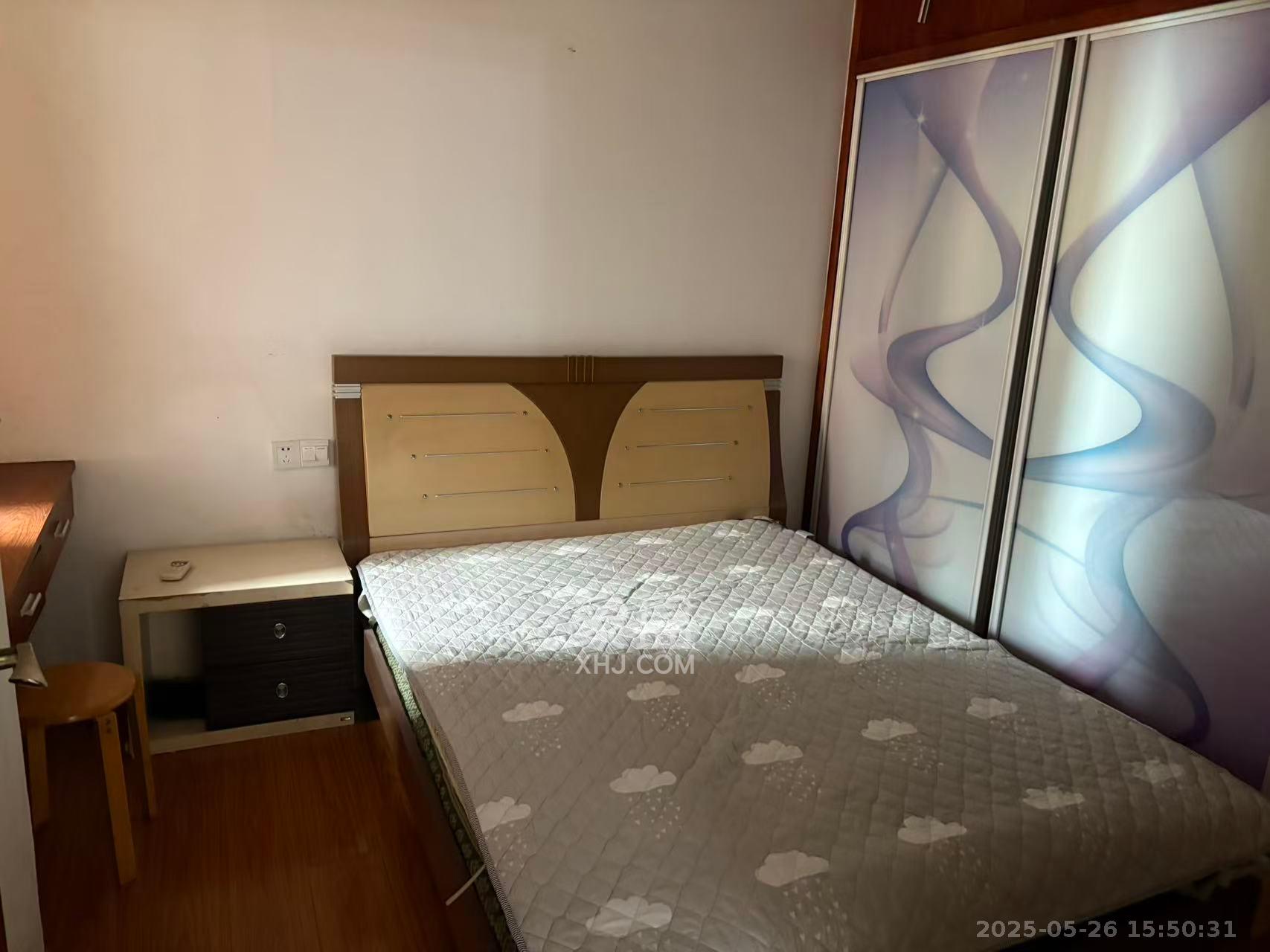 三一街区  1室2厅1卫    1650.0元/月室内图