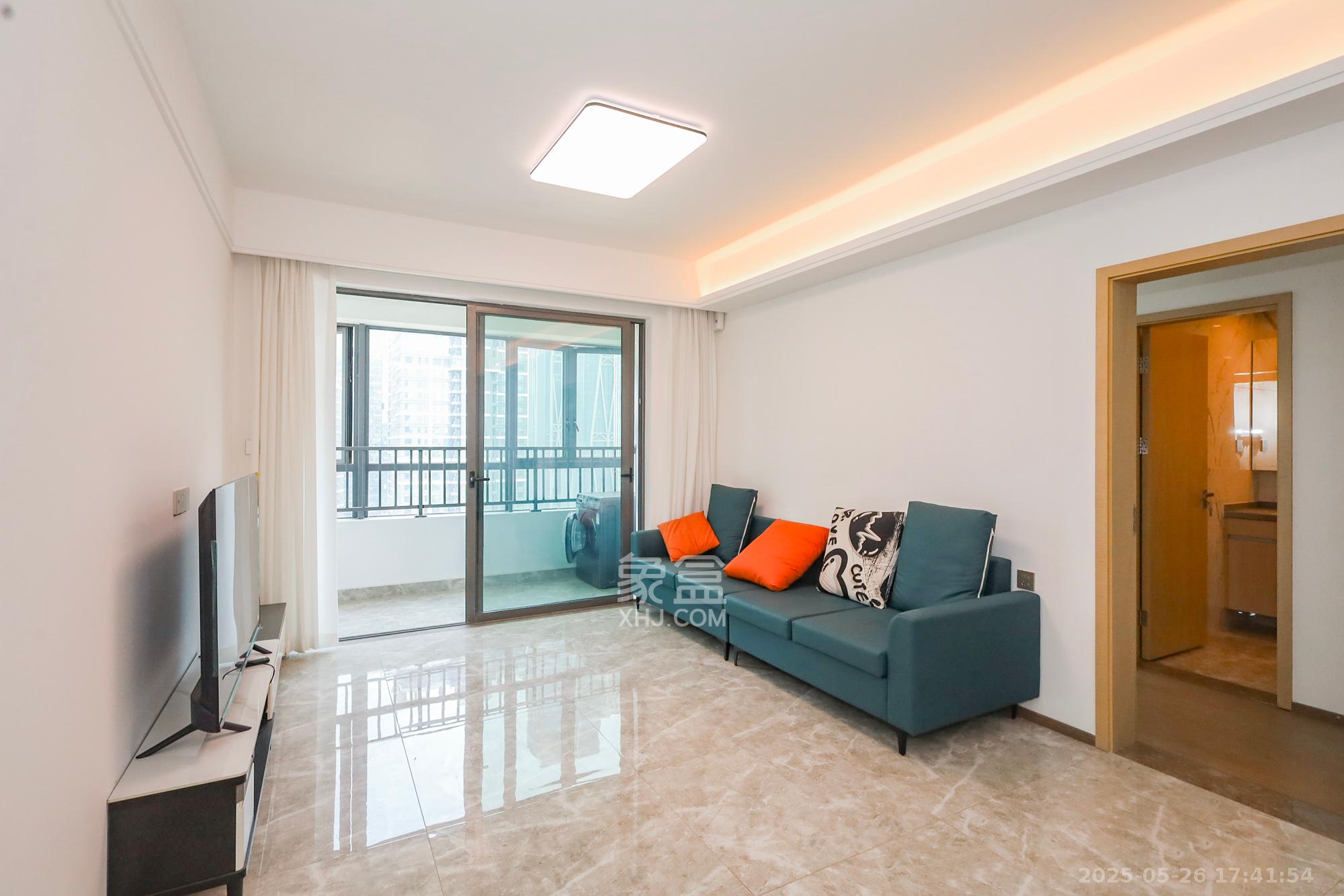 复地滨江金融中心 3室2厅2卫 199.8万 复地滨江金融中心 3室2厅2卫 199.8万客厅