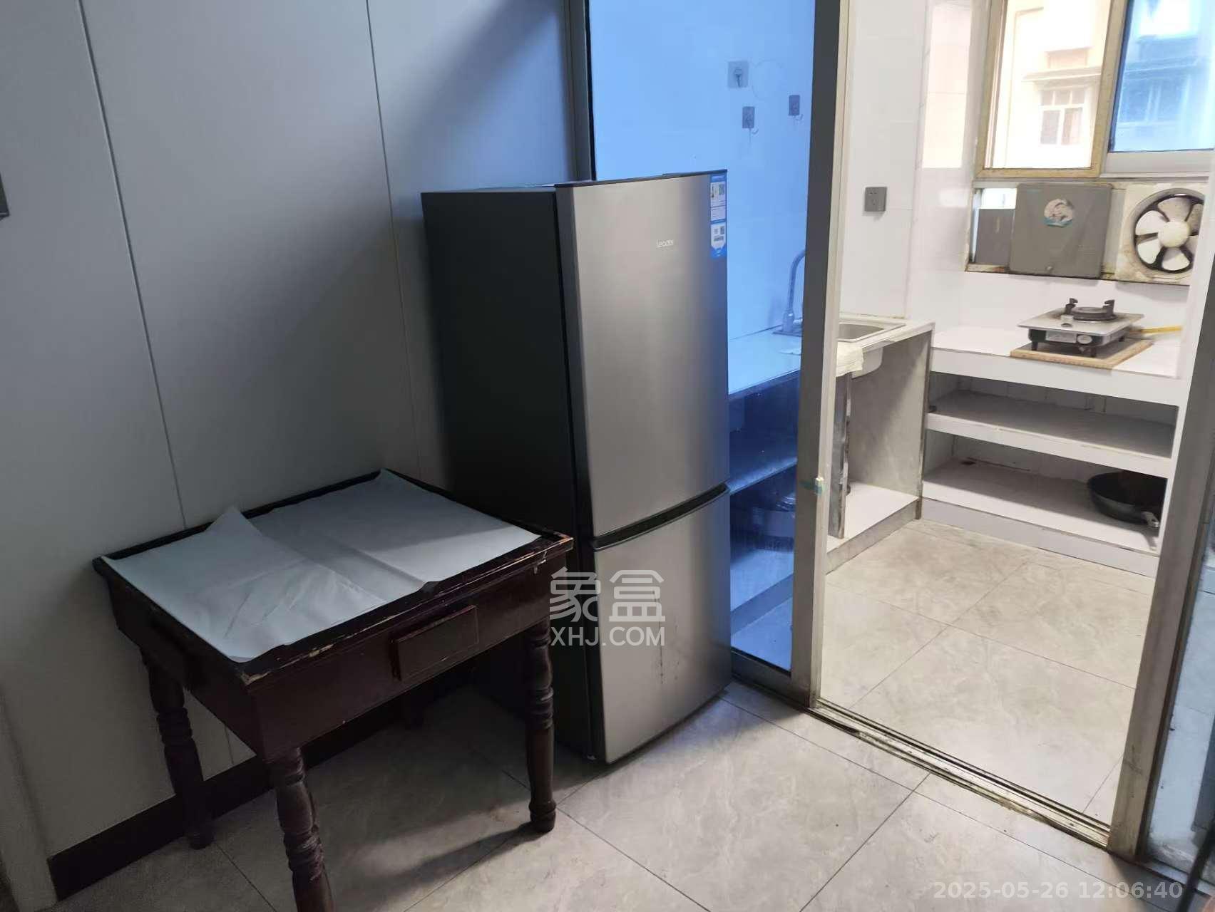牛婆塘社区  2室1厅1卫   1600.00元/月室内图