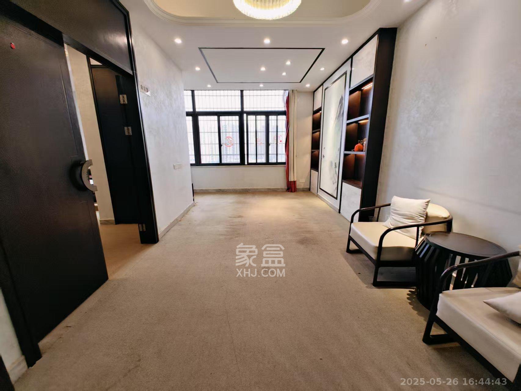 上庭苑  4室2厅2卫    5000.0元/月 上庭苑  4室2厅2卫    5000.0元/月室内图