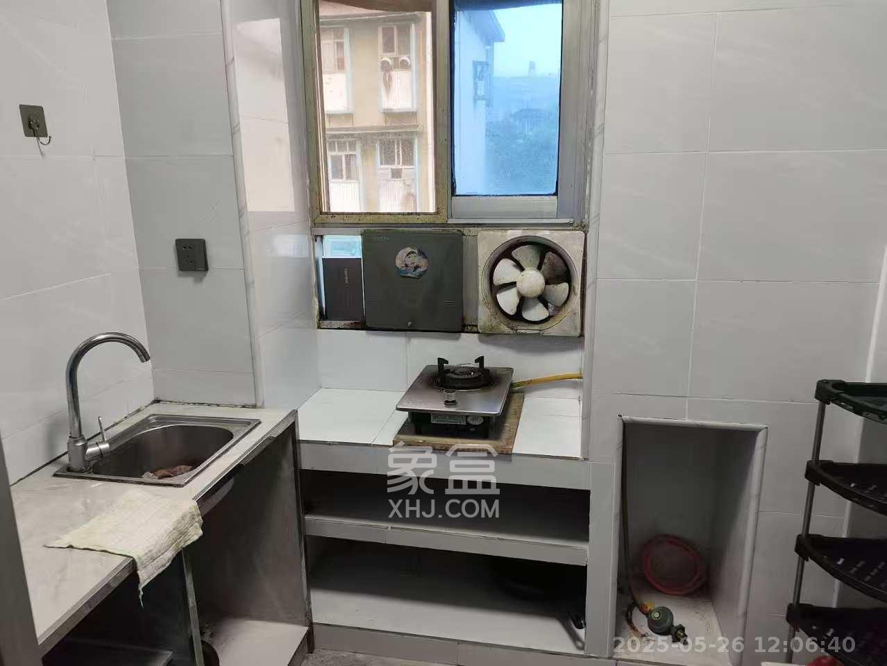 牛婆塘社区  2室1厅1卫   1600.00元/月室内图