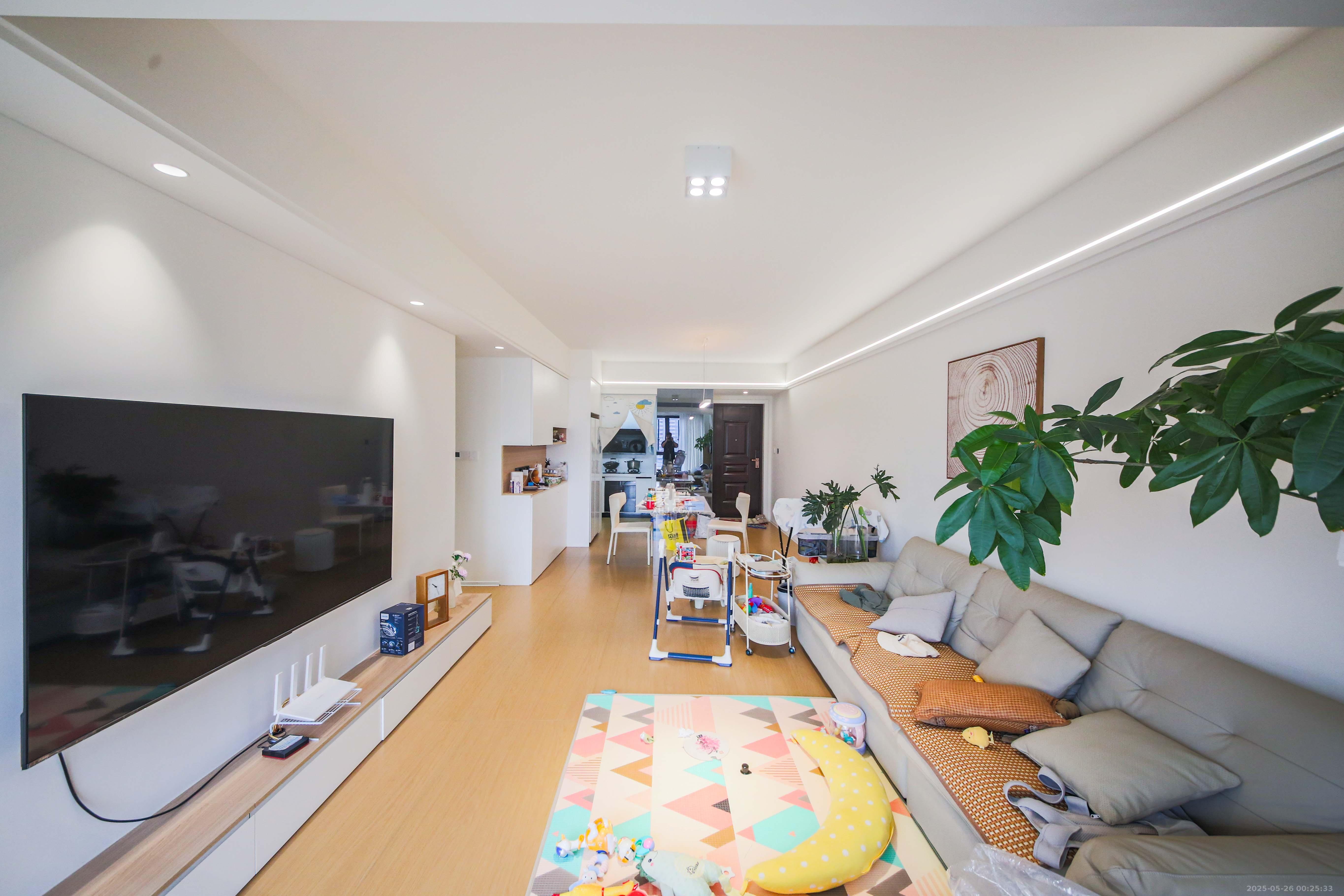 中建钰和城  3室2厅2卫   163.00万