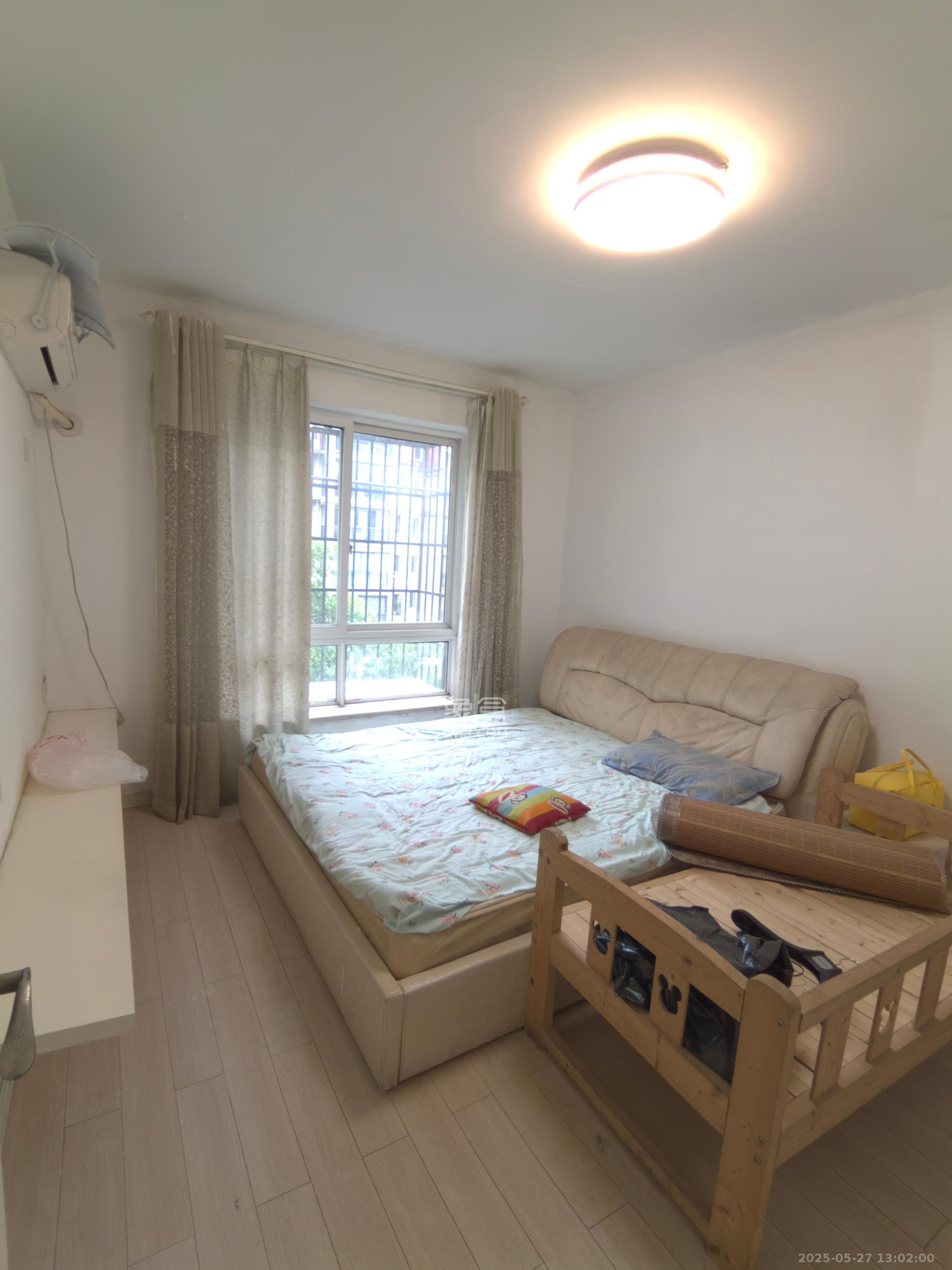 晟通城  3室2厅1卫    1800.0元/月 晟通城  3室2厅1卫    1800.0元/月室内图