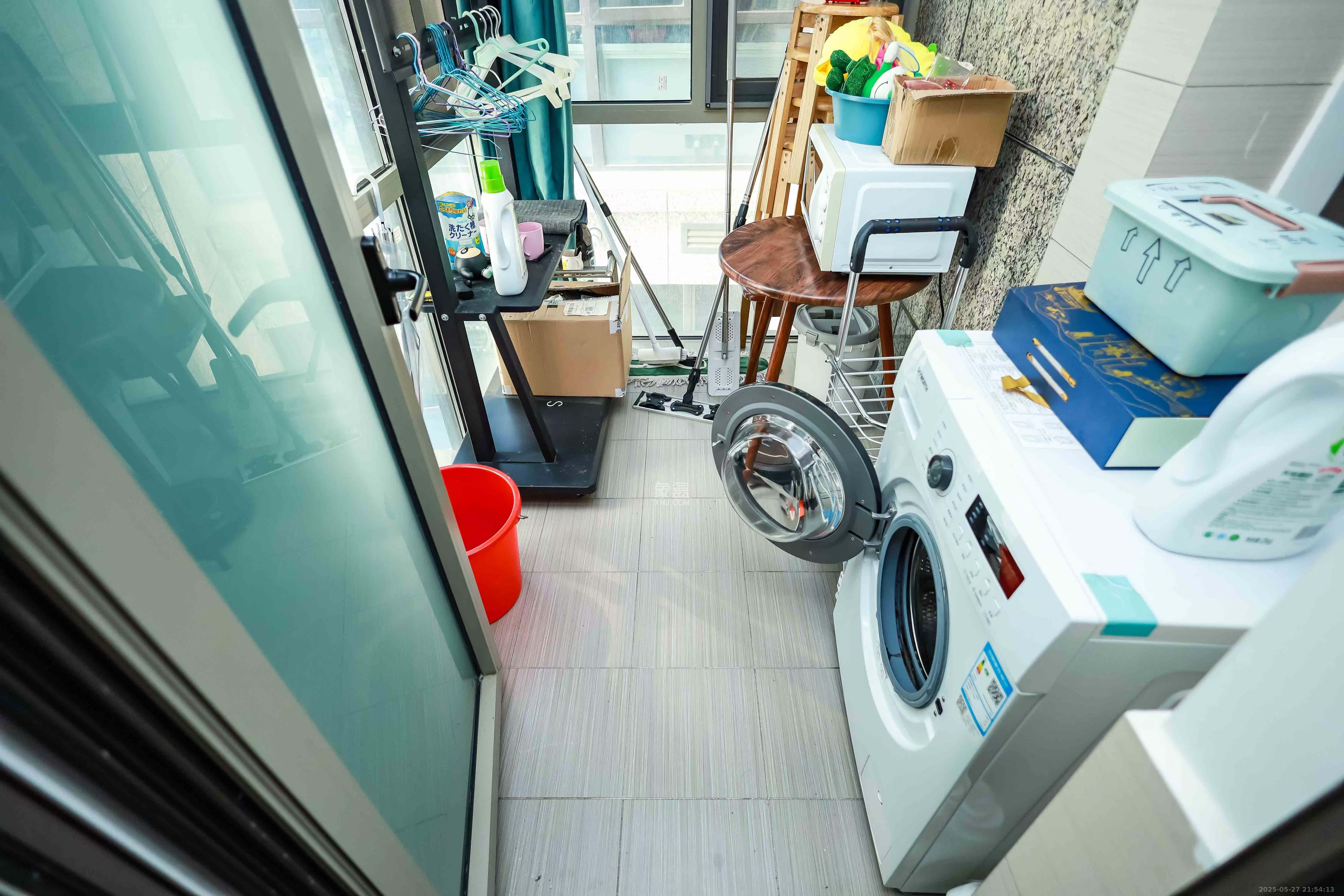 万象府台  3室2厅1卫   3500.00元/月室内图