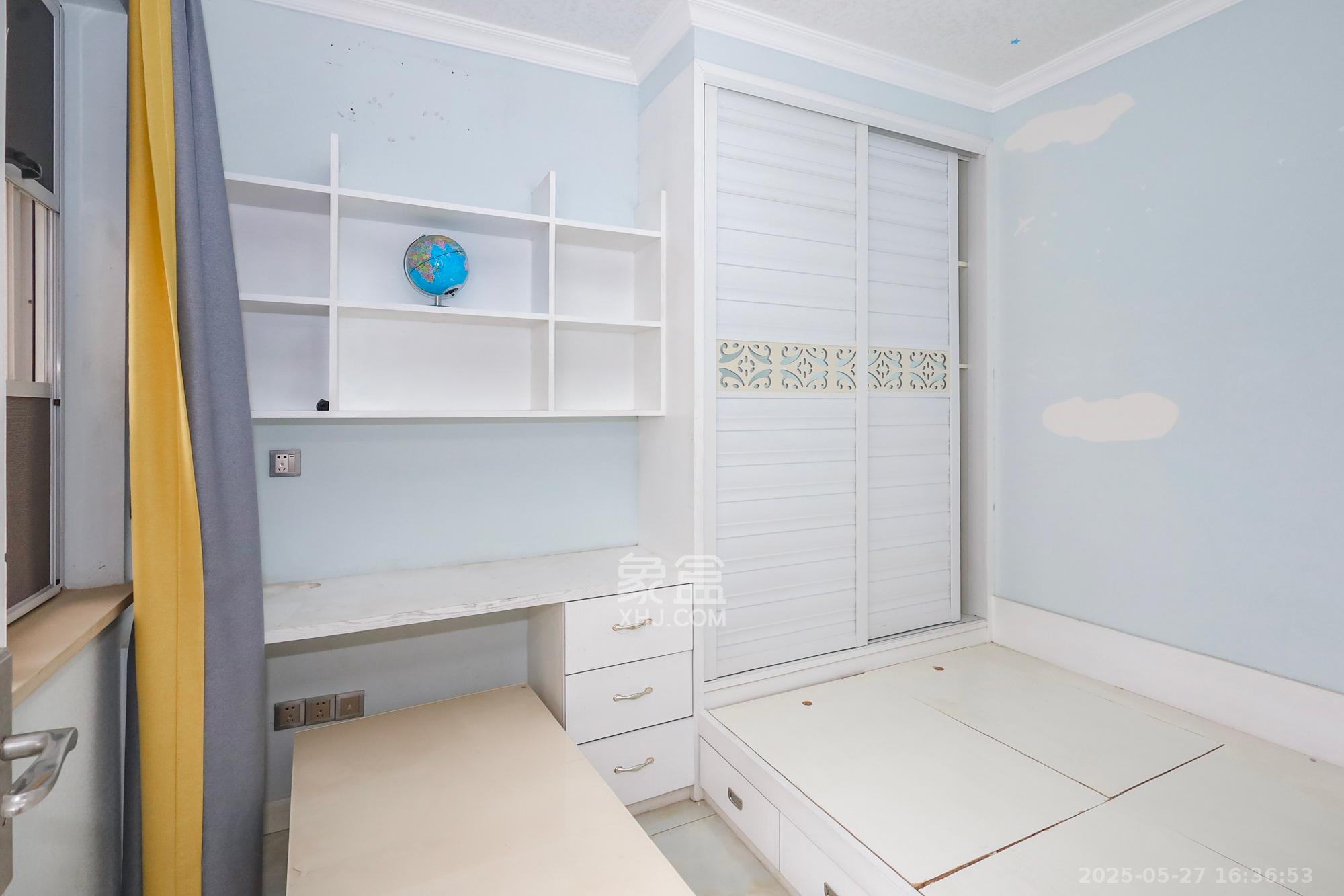 当代滨江MOMA  1室0厅0卫    118.0万卧室