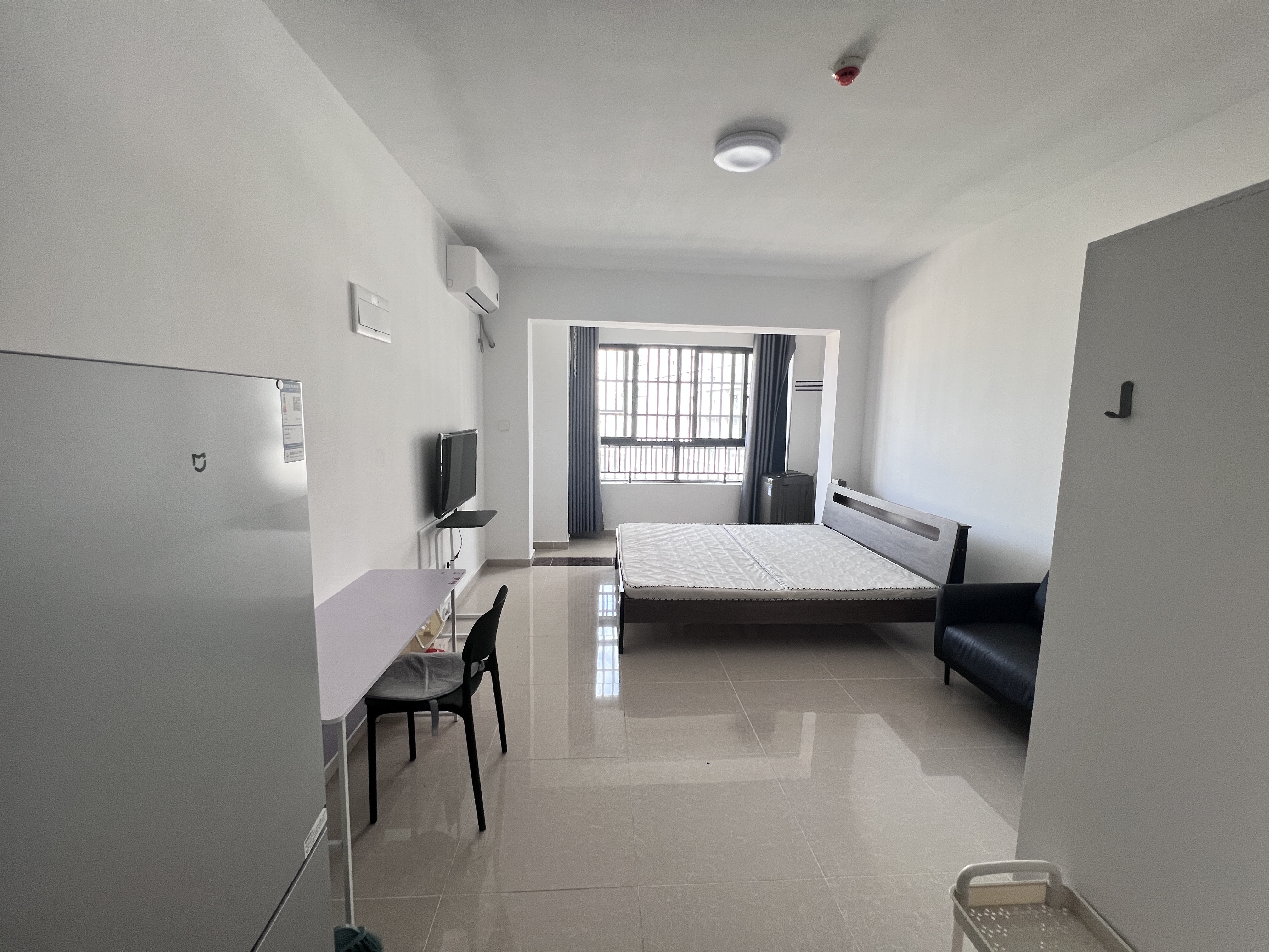 坡巷雅苑 1室0厅1卫 1800.0元/月 坡巷雅苑 1室0厅1卫 1800.0元/月室内图