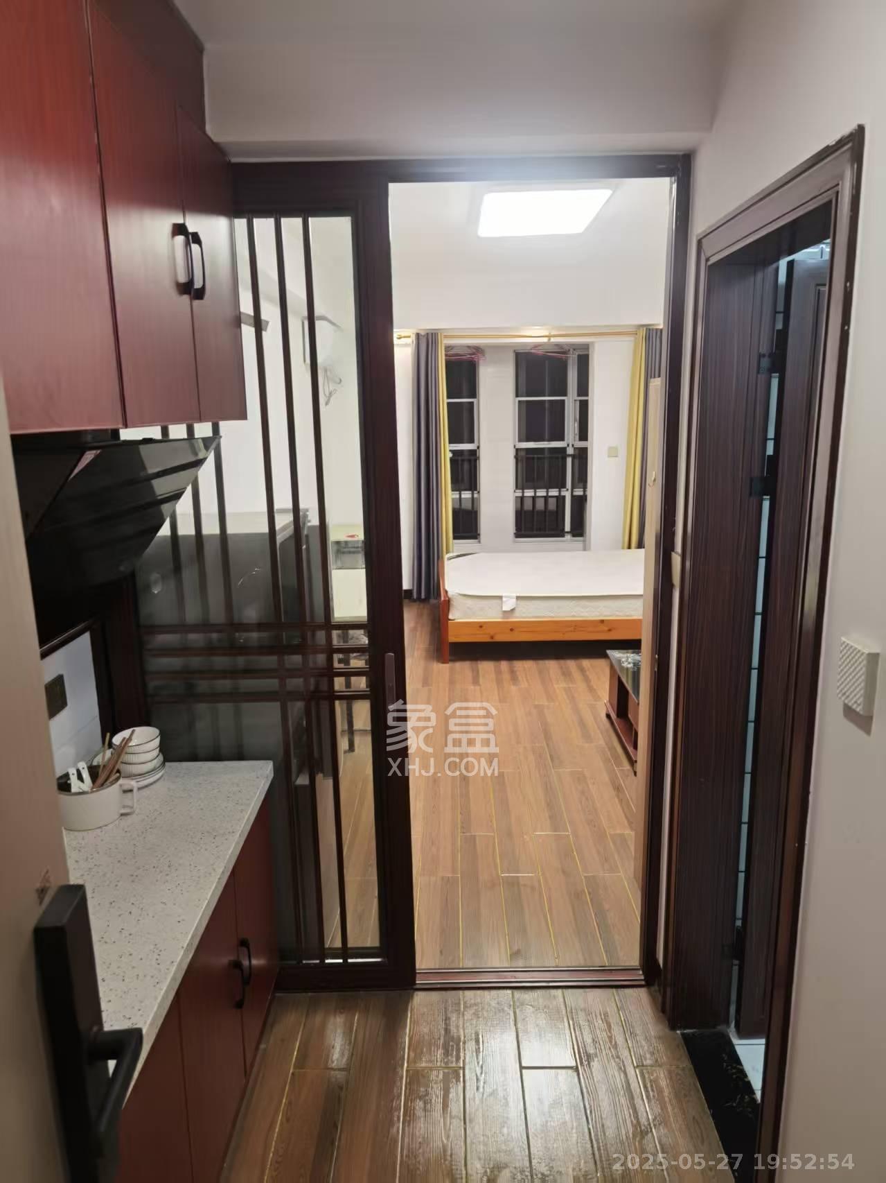 金地铂悦  1室0厅0卫   1200.00元/月室内图