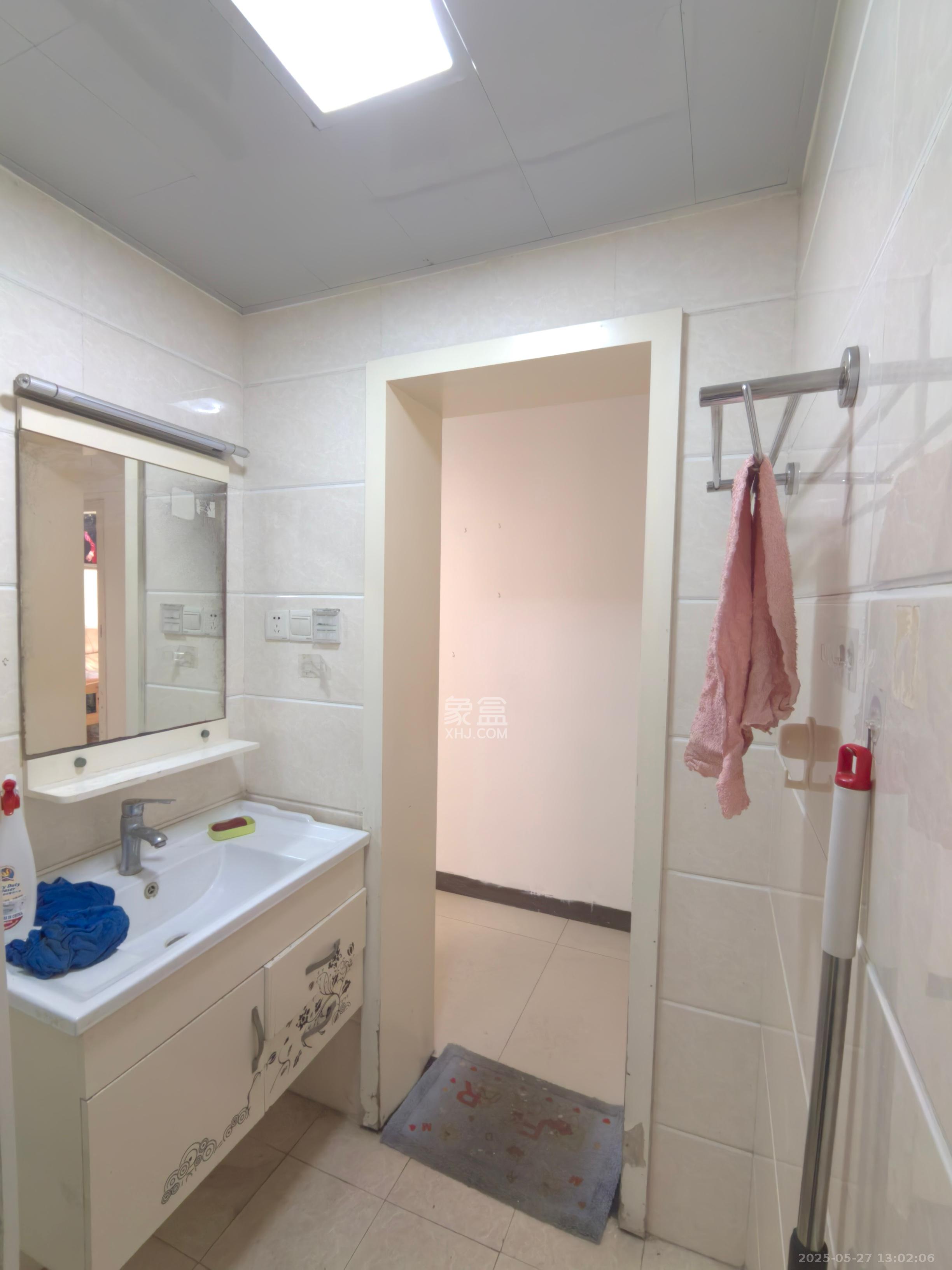 晟通城  3室2厅1卫    1800.0元/月 晟通城  3室2厅1卫    1800.0元/月室内图